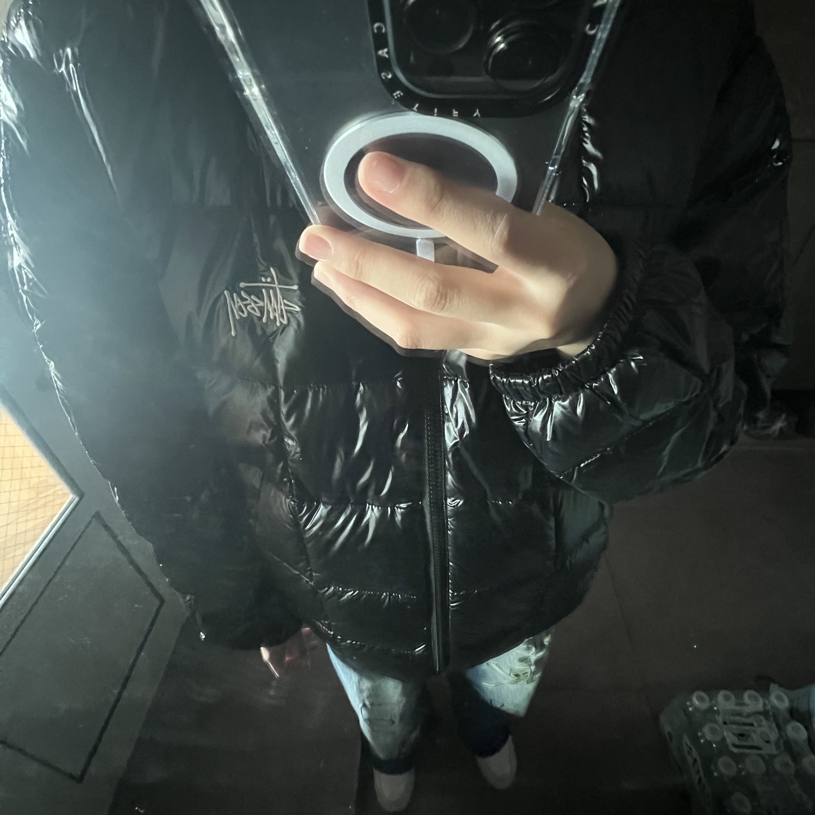Stussy Midweight Puffer Black 착용 스타일