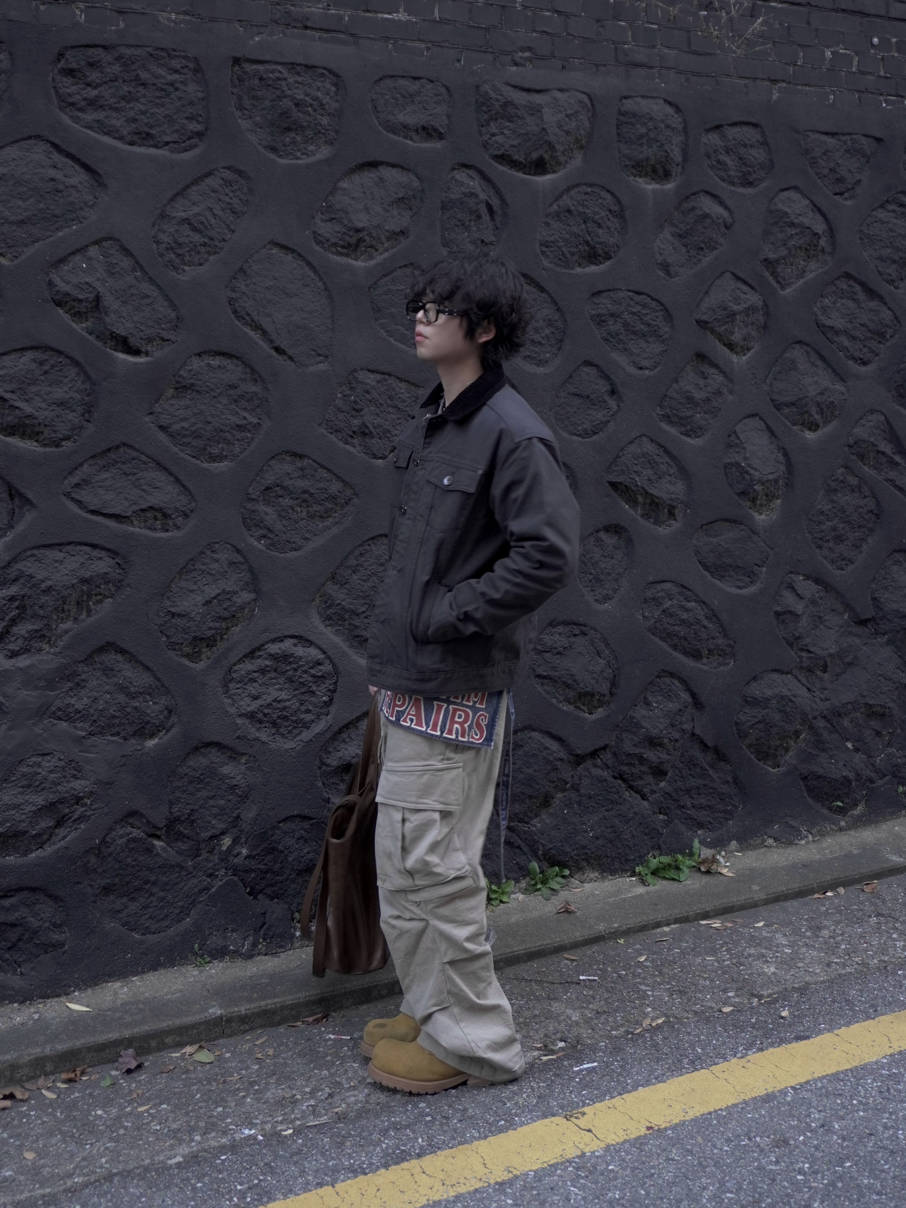 Kapital 13 oz. Denim Damaged Denim Repairspt Short Ad Apron Yellow (Processing), Kapital 13 oz. Denim Damaged Denim Repairspt Short Ad Apron Indigo (Processing) 착용 스타일 - 2