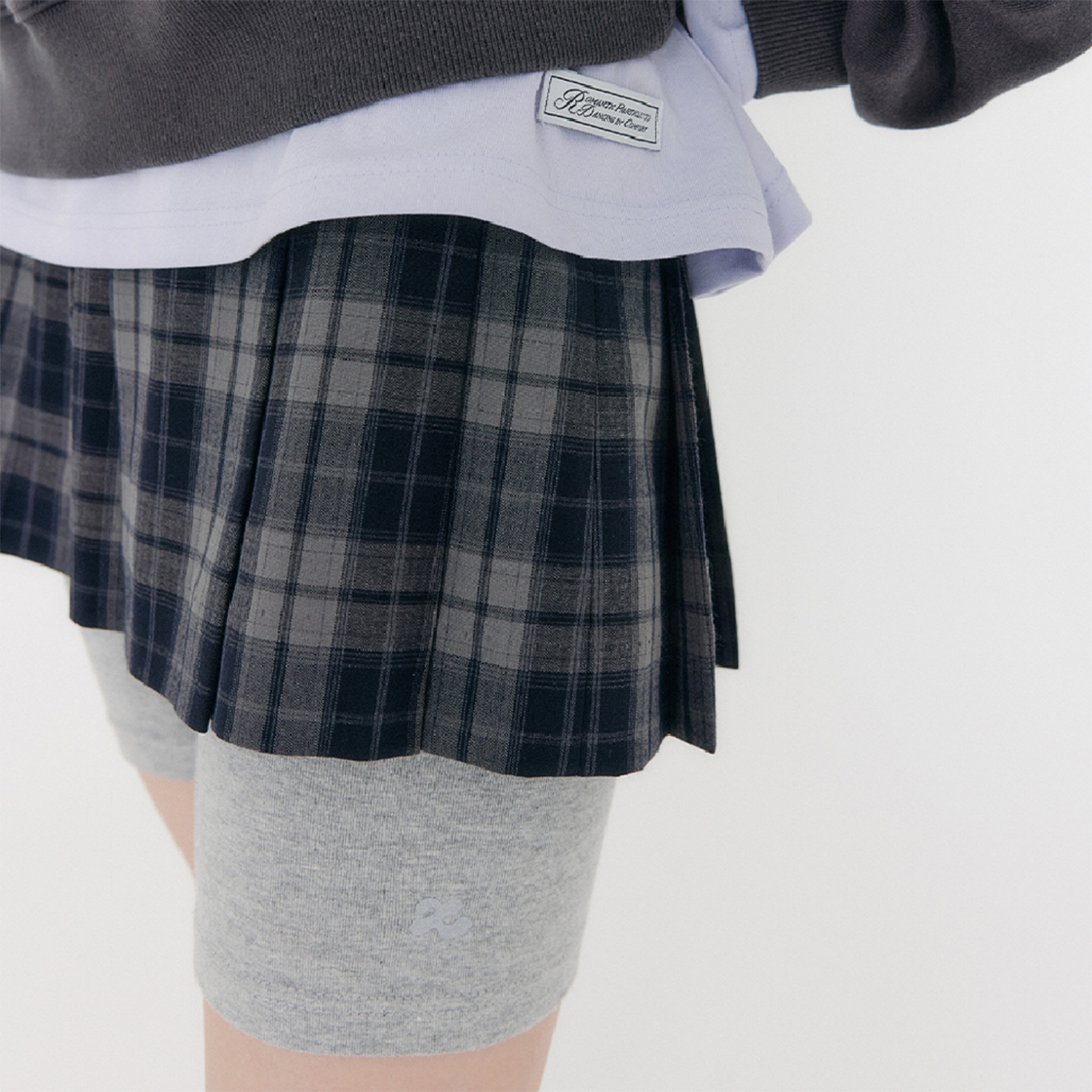 지지지 플렉서블 크롭드 레깅스 멜란지 그레이(zeezeezee Flexible Cropped Leggings Melange Gray) - 2