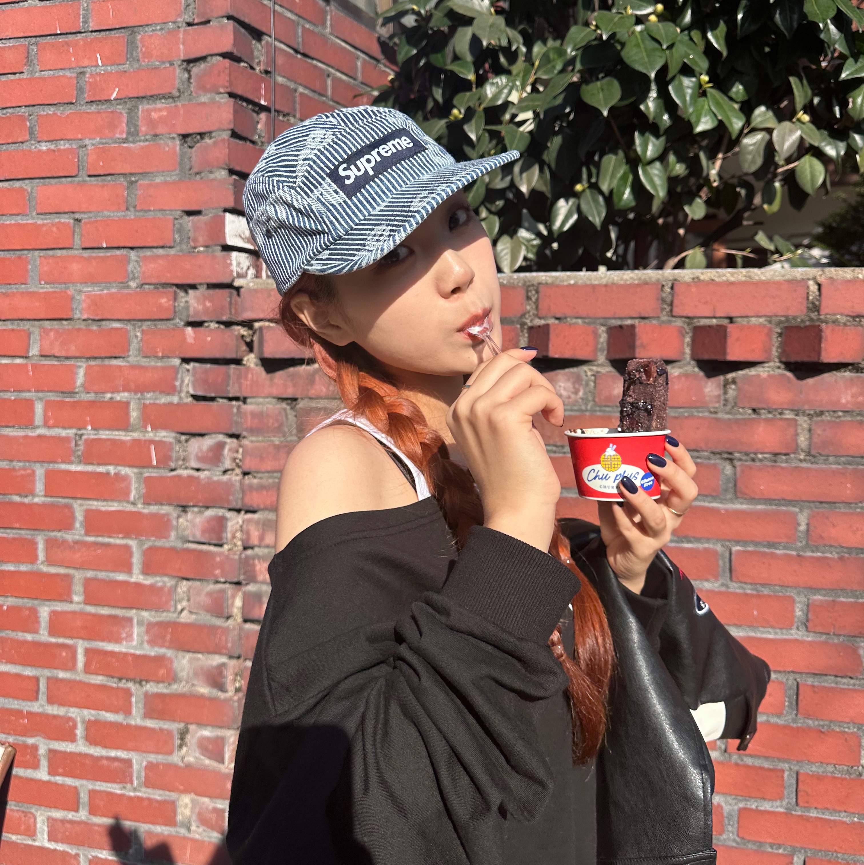 Supreme Denim Camp Cap Stripe - 24SS 착용 스타일 - 2