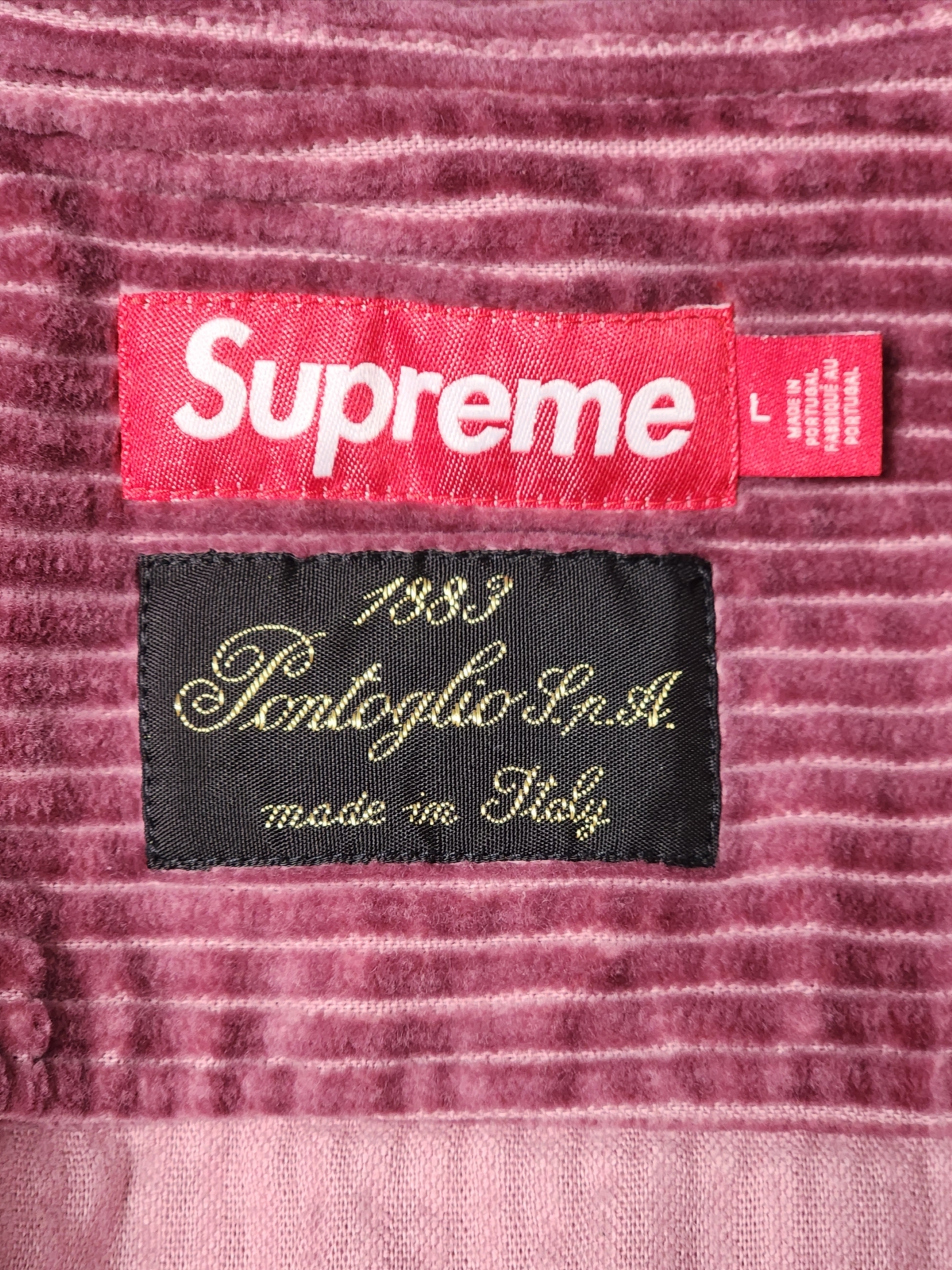 Supreme Wide Wale Corduroy Snap Shirt Dusty Pink - 24FW, Supreme Reflective Ripstop Camp Cap Black - 24SS 착용 스타일 - 7