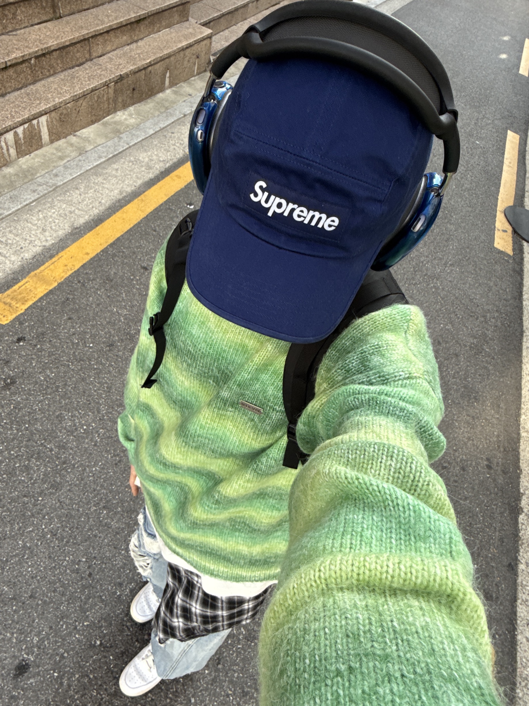 Nike Air Force 1 '07 LV8 Varsity White Pine Green, Supreme Backpack Black - 23FW 착용 스타일 - 9