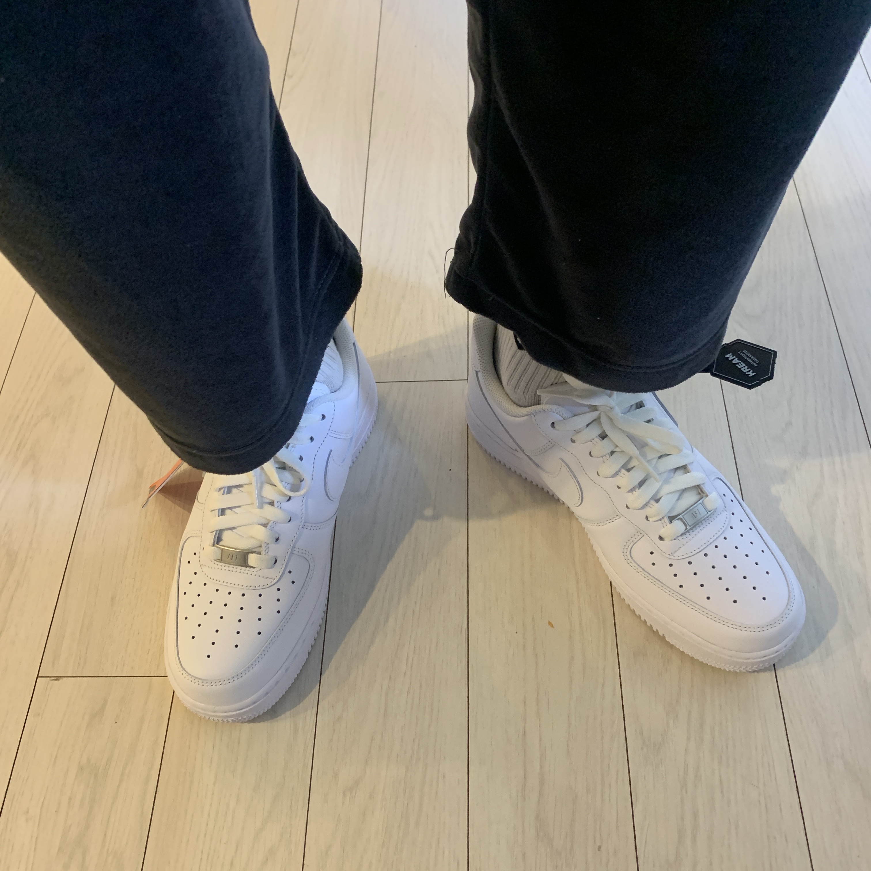 Nike Air Force 1 '07 Low White 착용 스타일