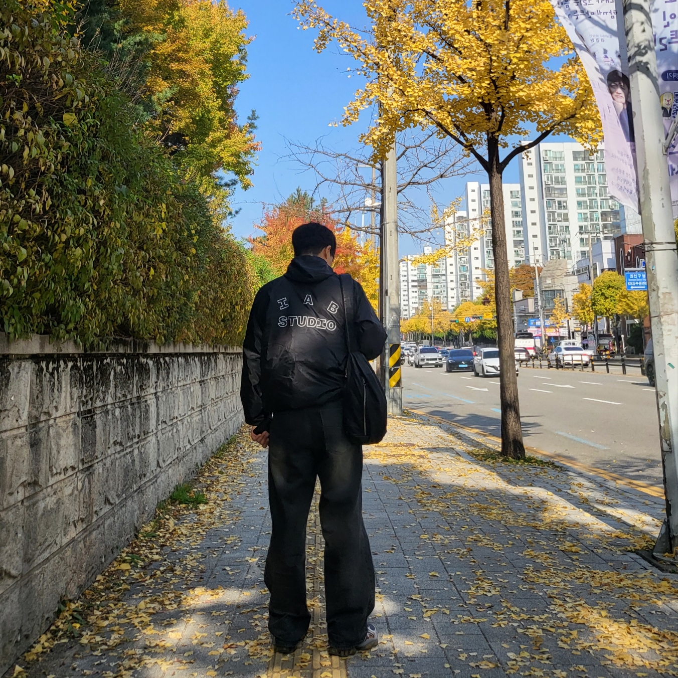 IAB Studio Ripstop Wind Jacket Black, Asics Gel-Quantum Kinetic Carbon Pure Gold 착용 스타일
