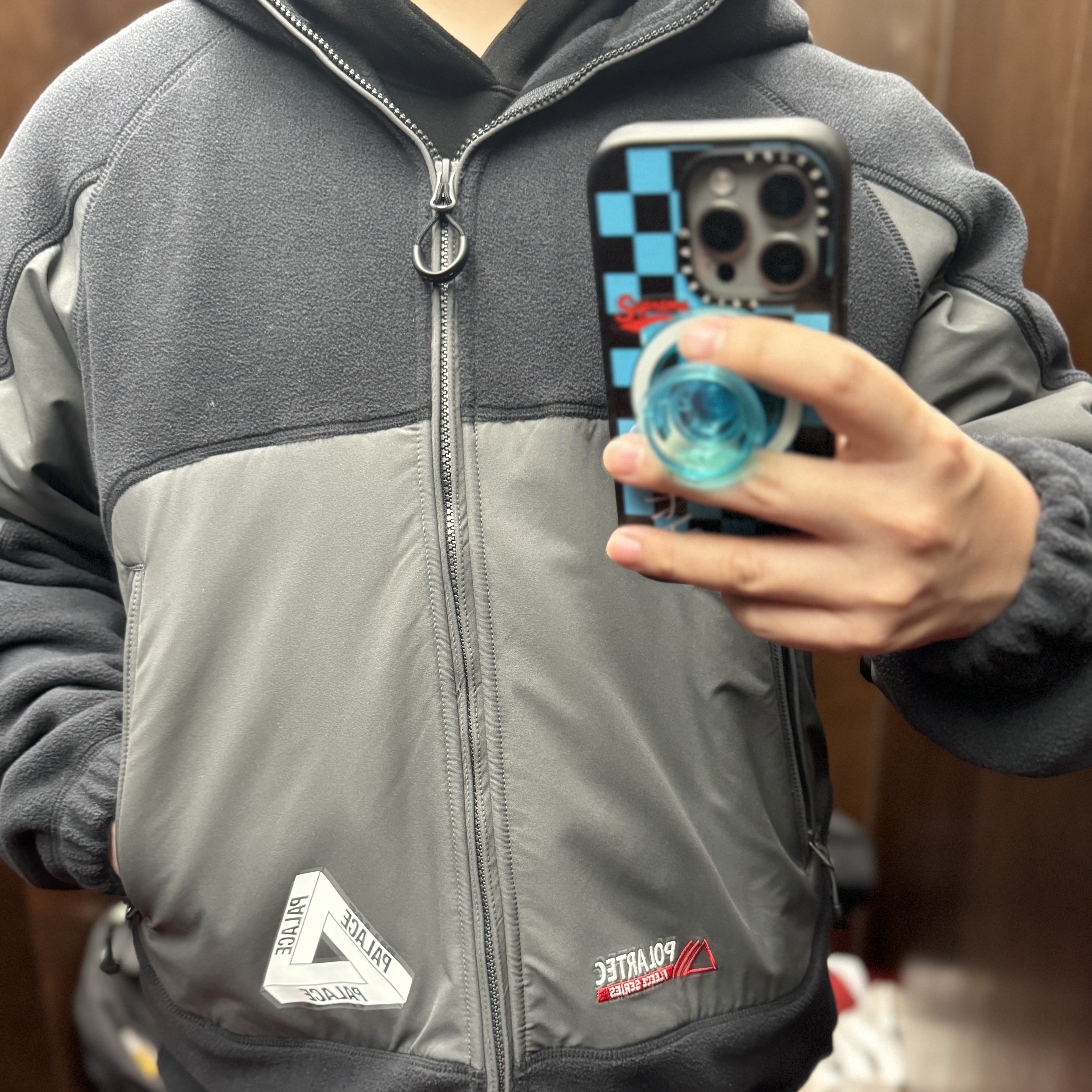 Palace Polartec 200 Jacket Black - 24FW 착용 스타일
