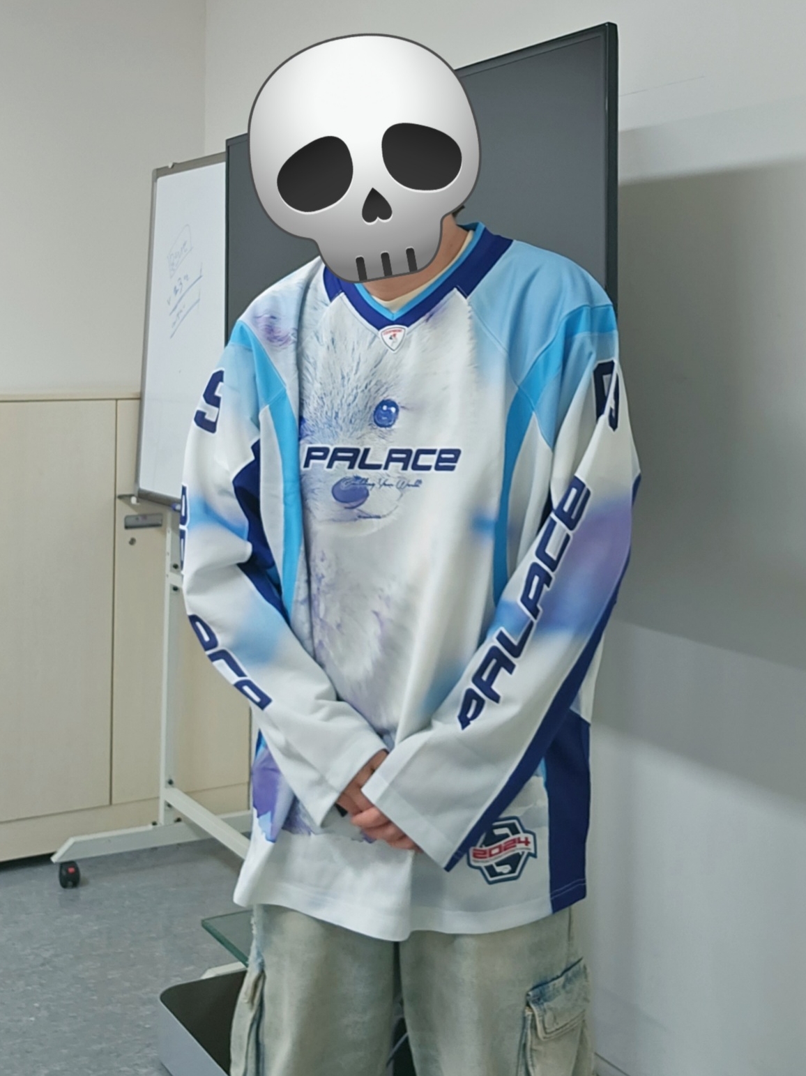 Palace Building Your World Hockey Jersey Blue - 24FW, Zara Utility Cargo Jeans Blue 착용 스타일 - 2