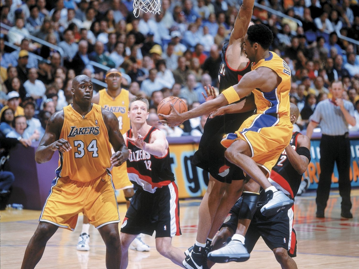 Adidas Crazy 1 Matte Silver Core Black 착용 스타일 - 2