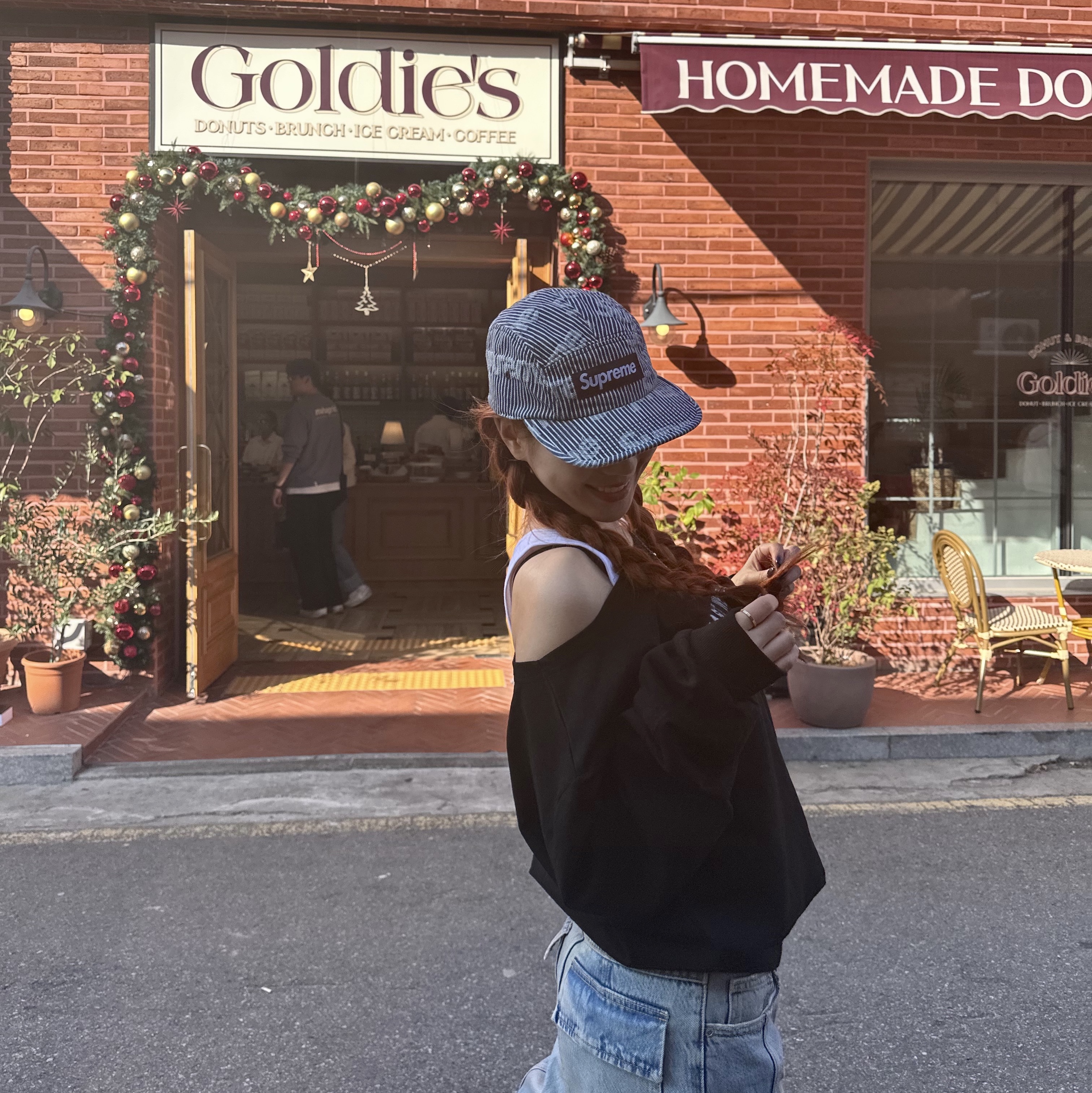 Supreme Denim Camp Cap Stripe - 24SS 착용 스타일 - 6