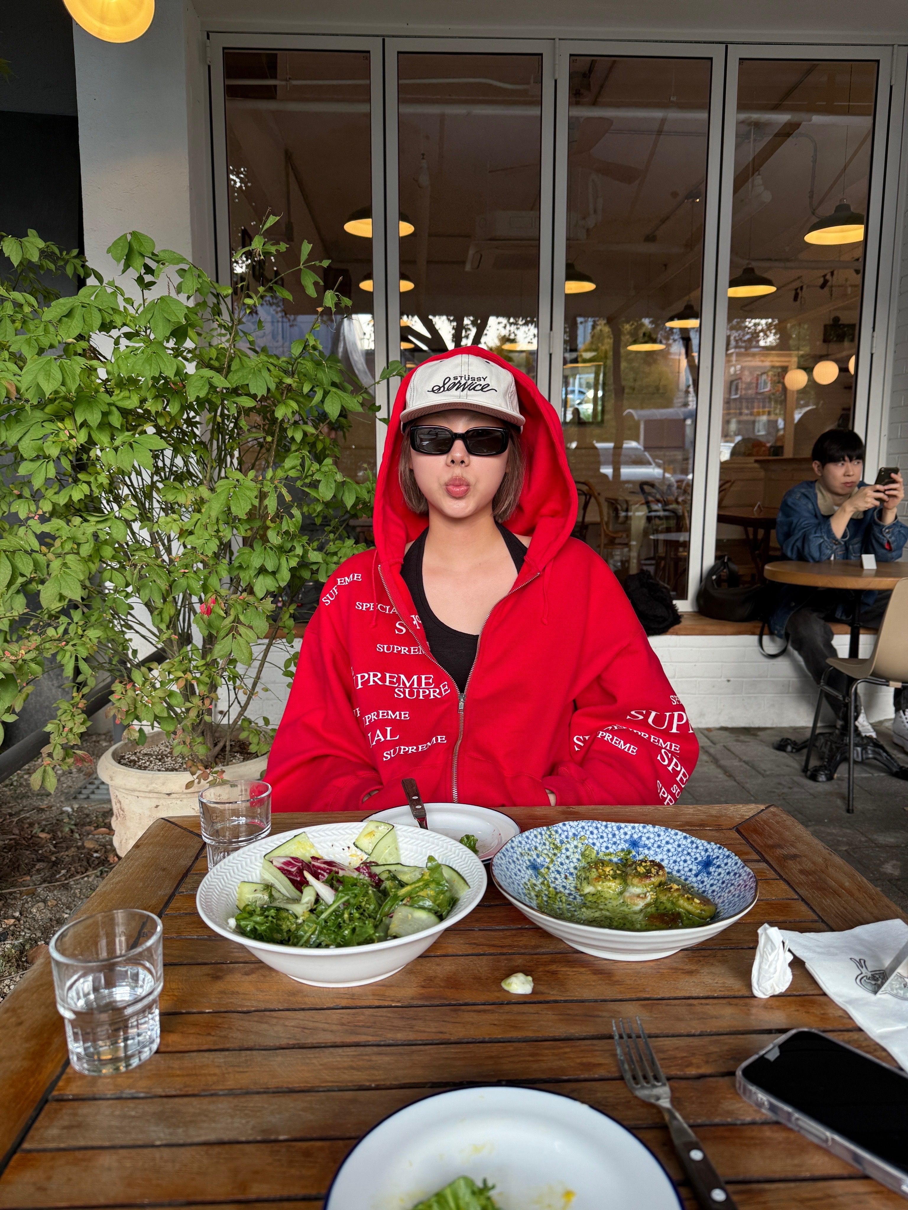 Supreme Special Zip Up Hooded Sweatshirt Red - 24FW 착용 스타일 - 3