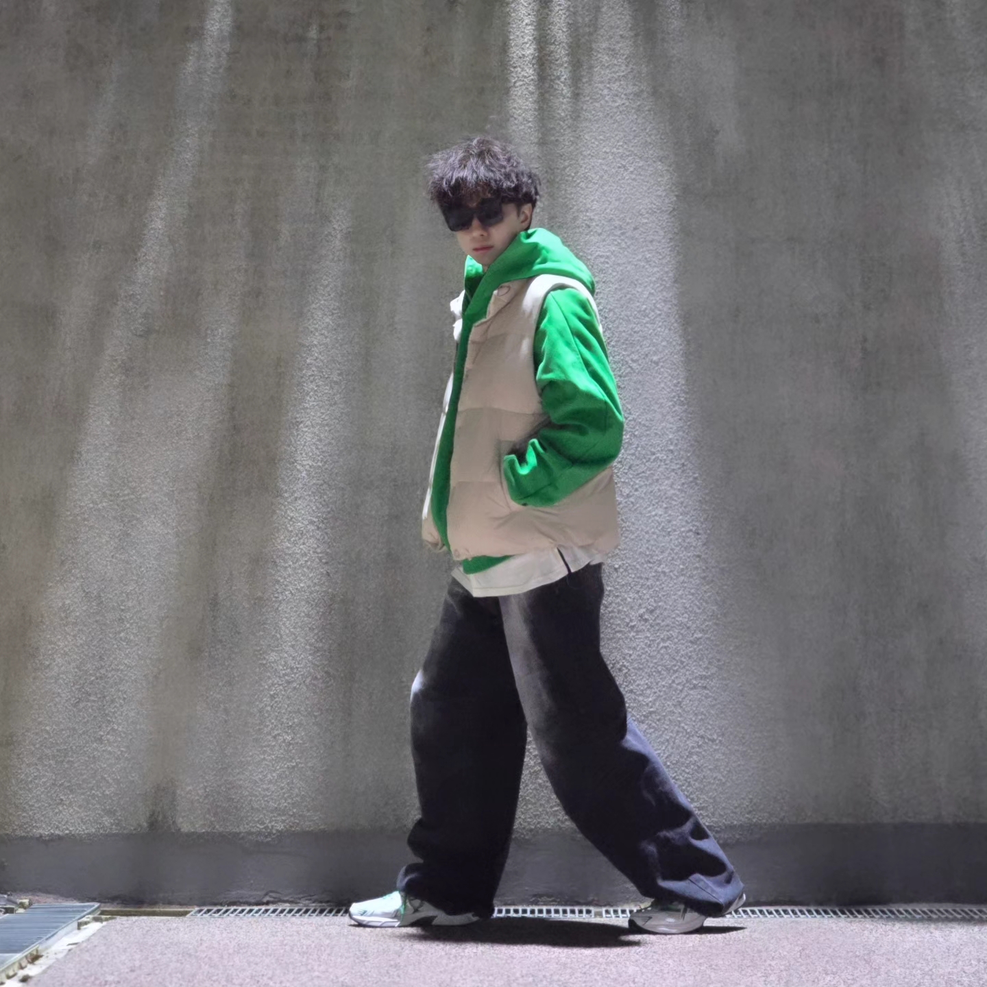 Grailz Geometry Hoodie Celtic Green, Asics Gel-1130 White Pure Silver - Folder Exclusive 착용 스타일 - 5