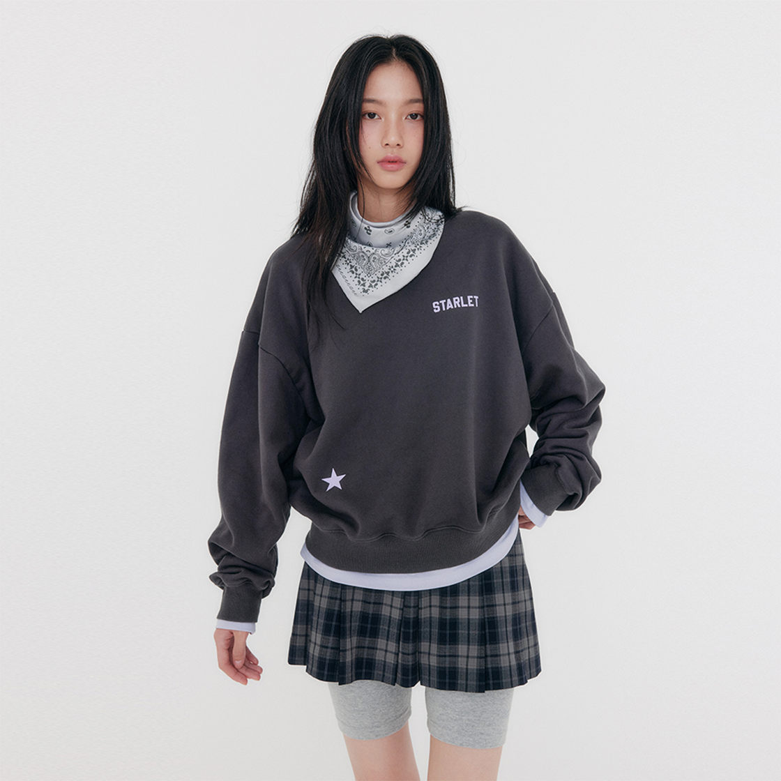 지지지 스탈릿 스웻셔츠 차콜 그레이(zeezeezee STARLET Sweatshirt Charcoal Grey) - 2
