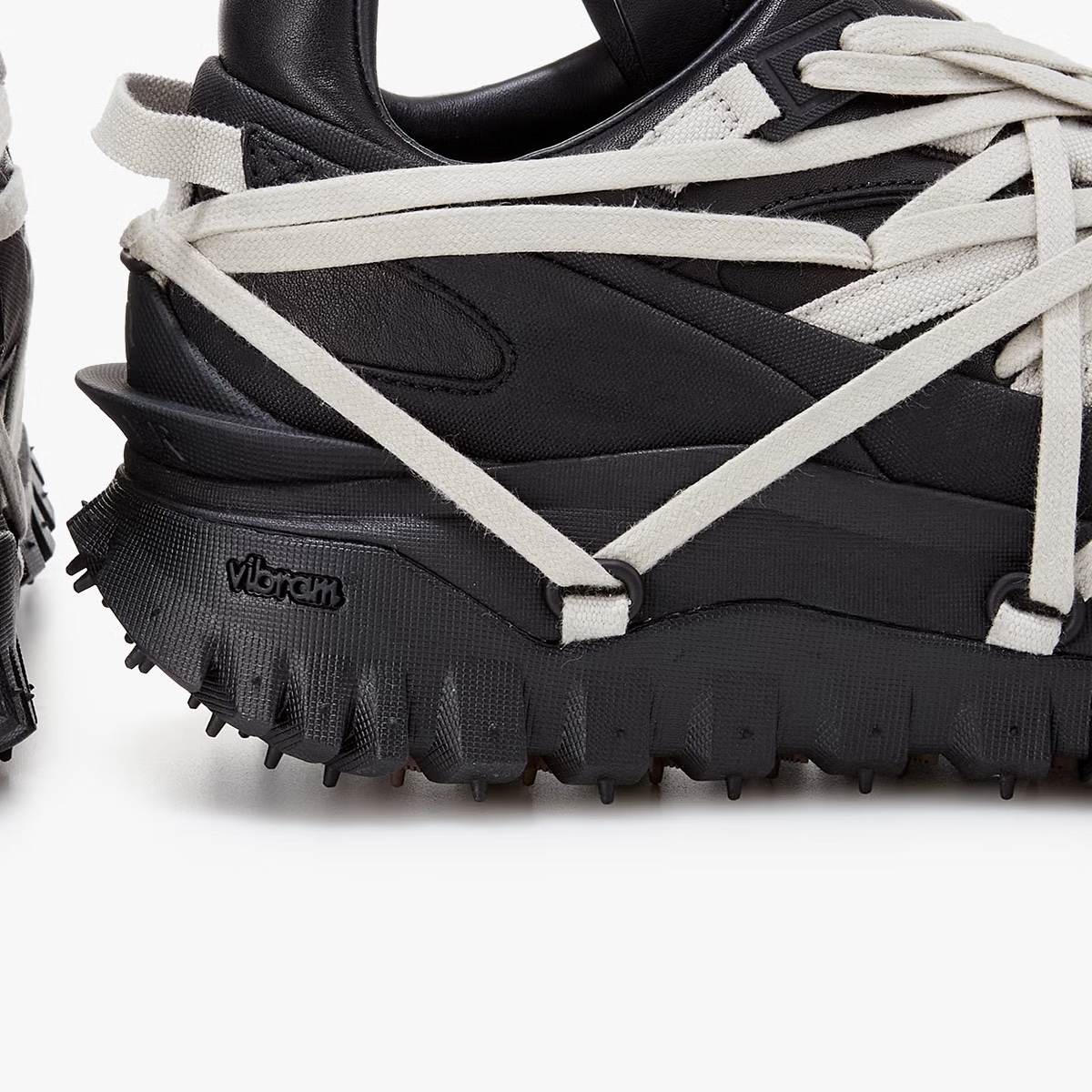 Moncler x Rick Owens Trailgrip Megalace Leather Sneakers Black - 24FW 착용 스타일 - 3