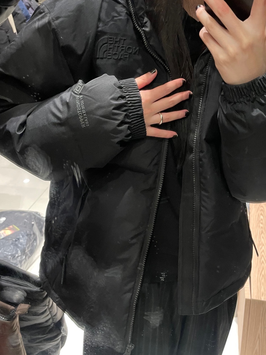 The North Face White Label Wave LT On Ball Jacket Khaki 착용 스타일 - 4