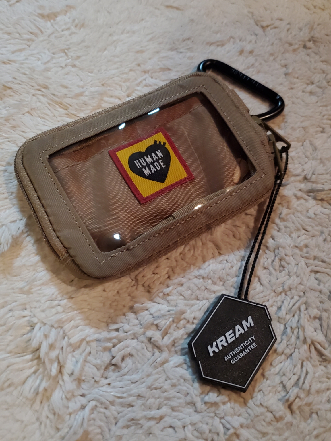 Human Made Military Card Case Beige 착용 스타일