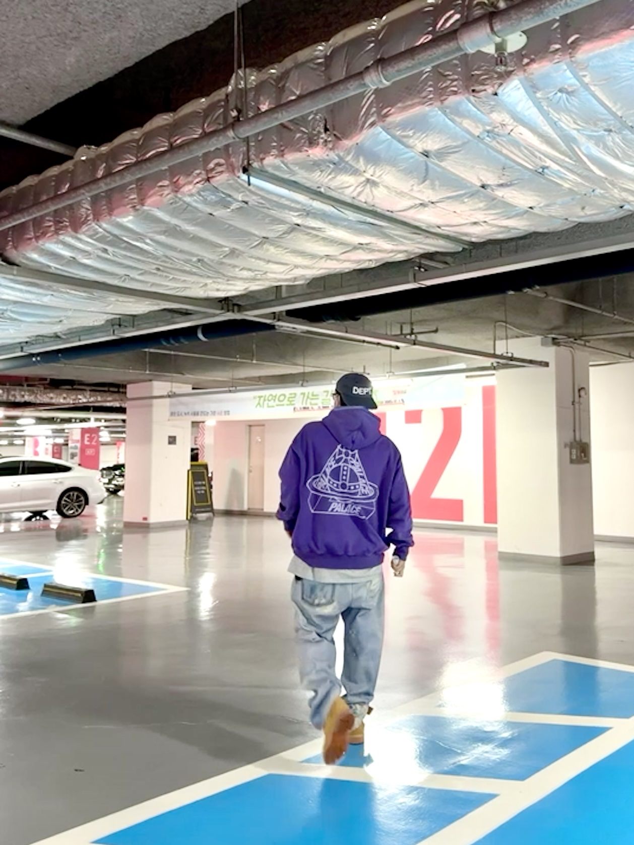 Gallery Dept. Logo Embroidered Cap White, Palace x Vivienne Westwood Hood Purple - 24FW 착용 스타일