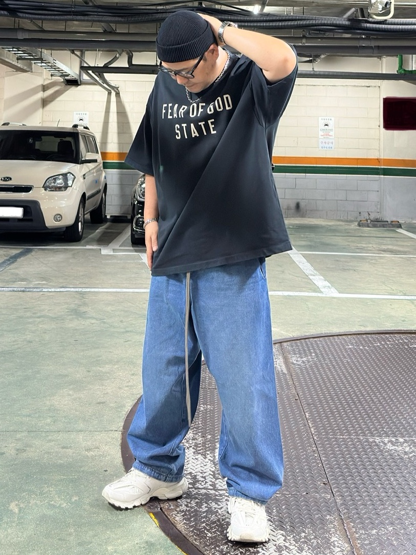 Essentials Denim Lounge Pants Medium Wash - 24SS, Balenciaga Track Sneakers White 착용 스타일