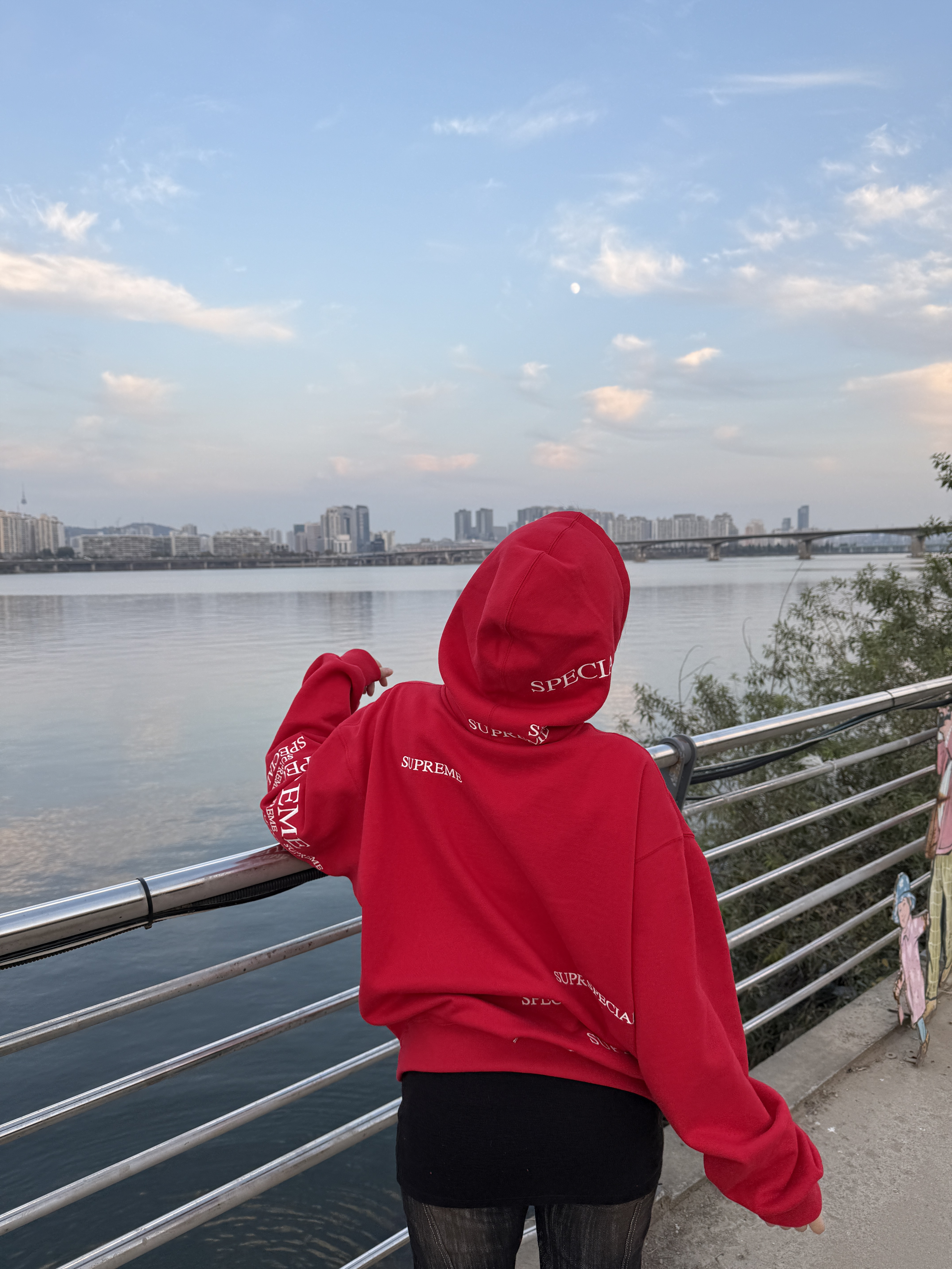 Supreme Special Zip Up Hooded Sweatshirt Red - 24FW 착용 스타일 - 2