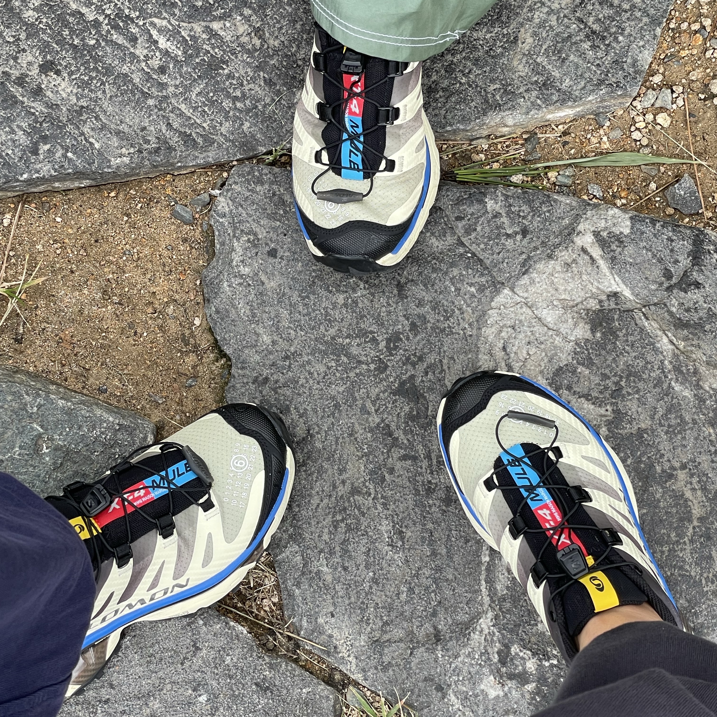 Salomon x MM6 Maison Margiela XT-4 Mule Transparent Yellow Shale 착용 스타일