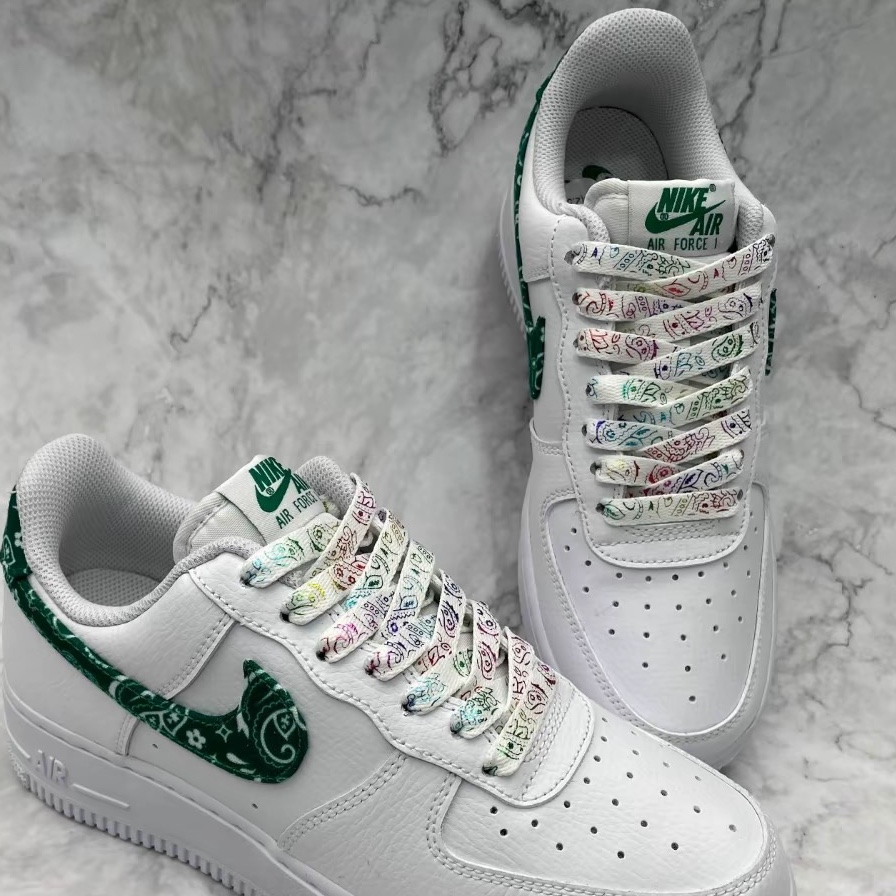 (W) Nike Air Force 1 '07 Essential Paisley Swoosh White Malachite 착용 스타일 - 2