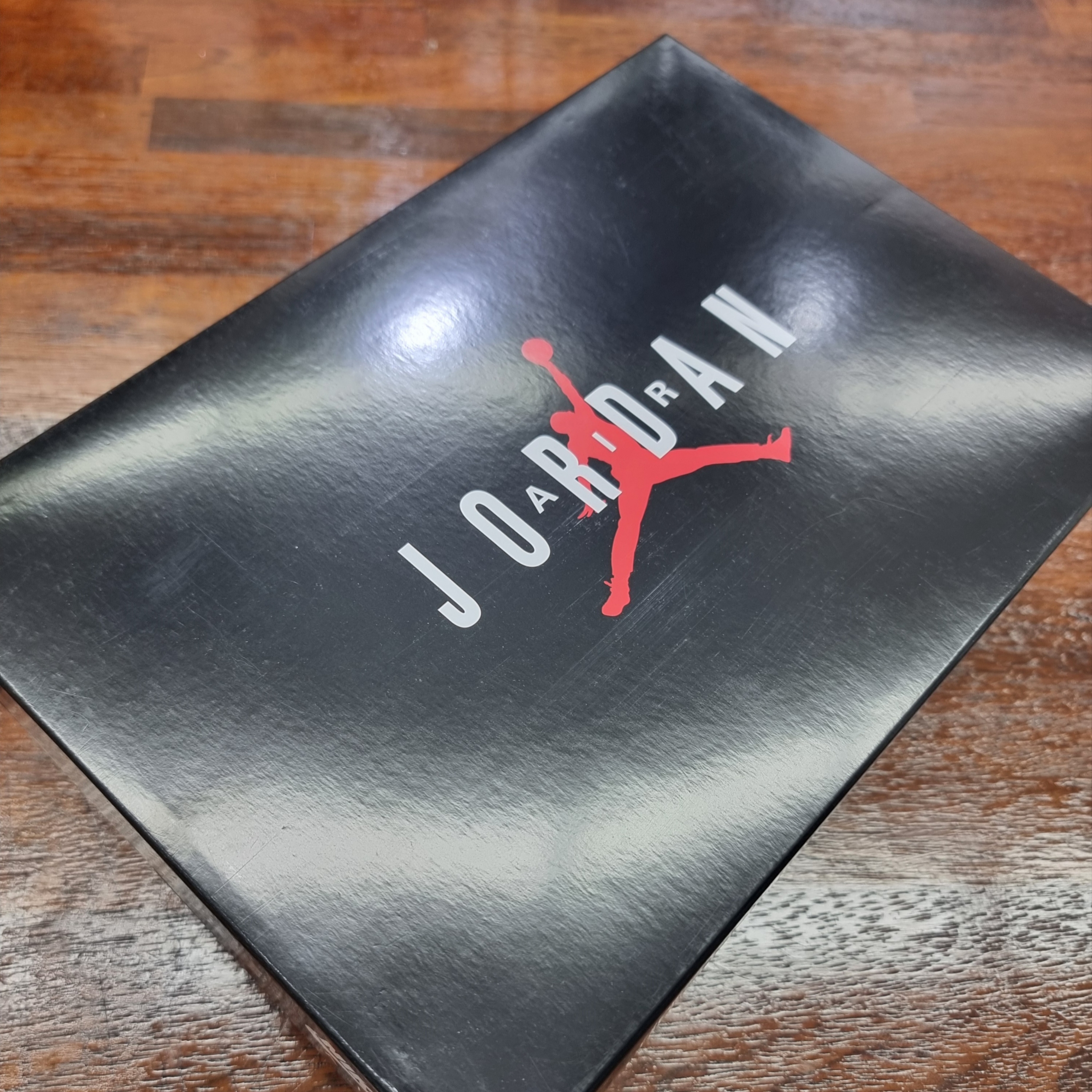 (W) Jordan 11 Retro Bred Velvet 착용 스타일 - 4