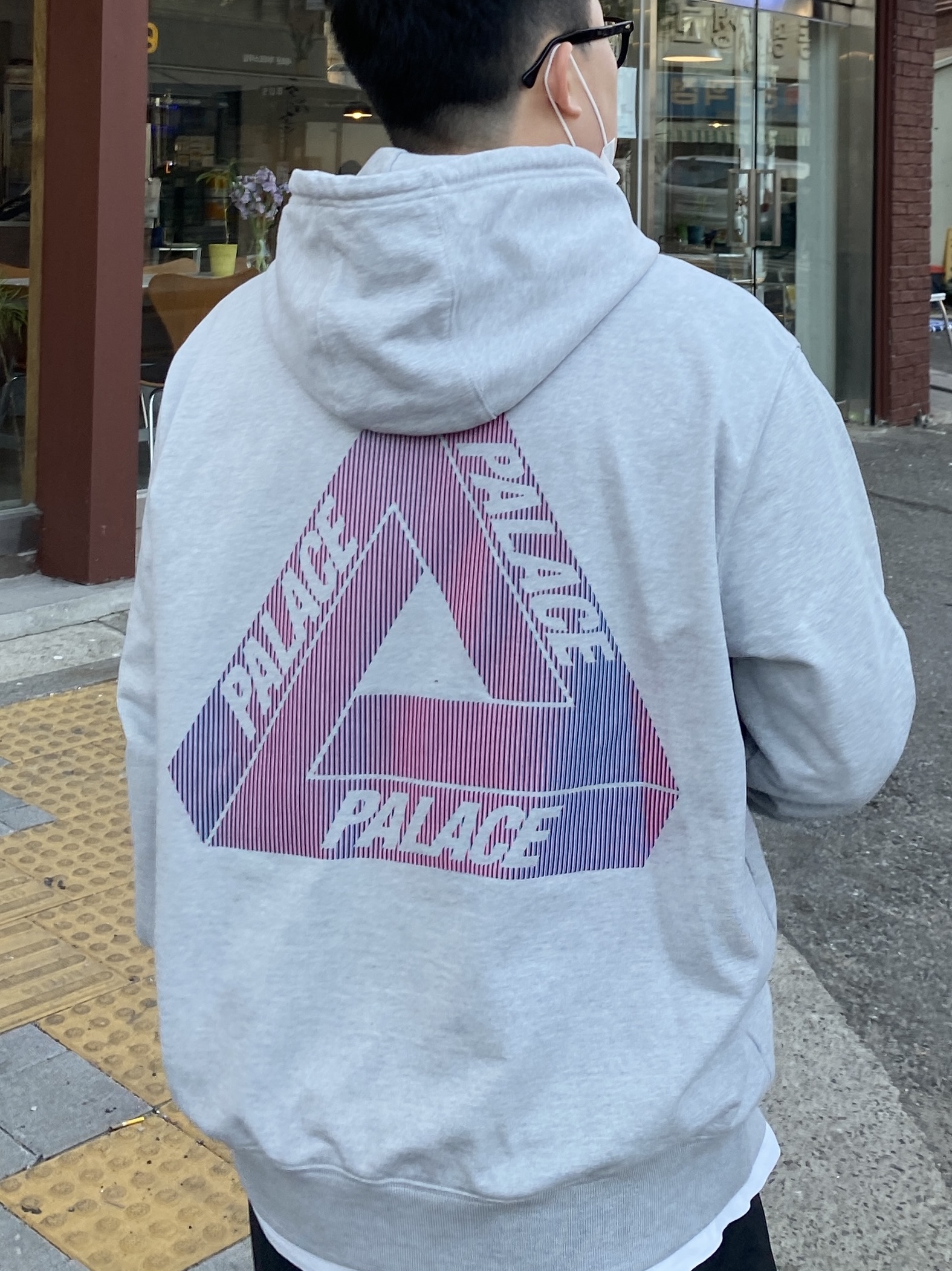 Palace Tri-Lenticular Hood Grey Marl - 22FW 착용 스타일