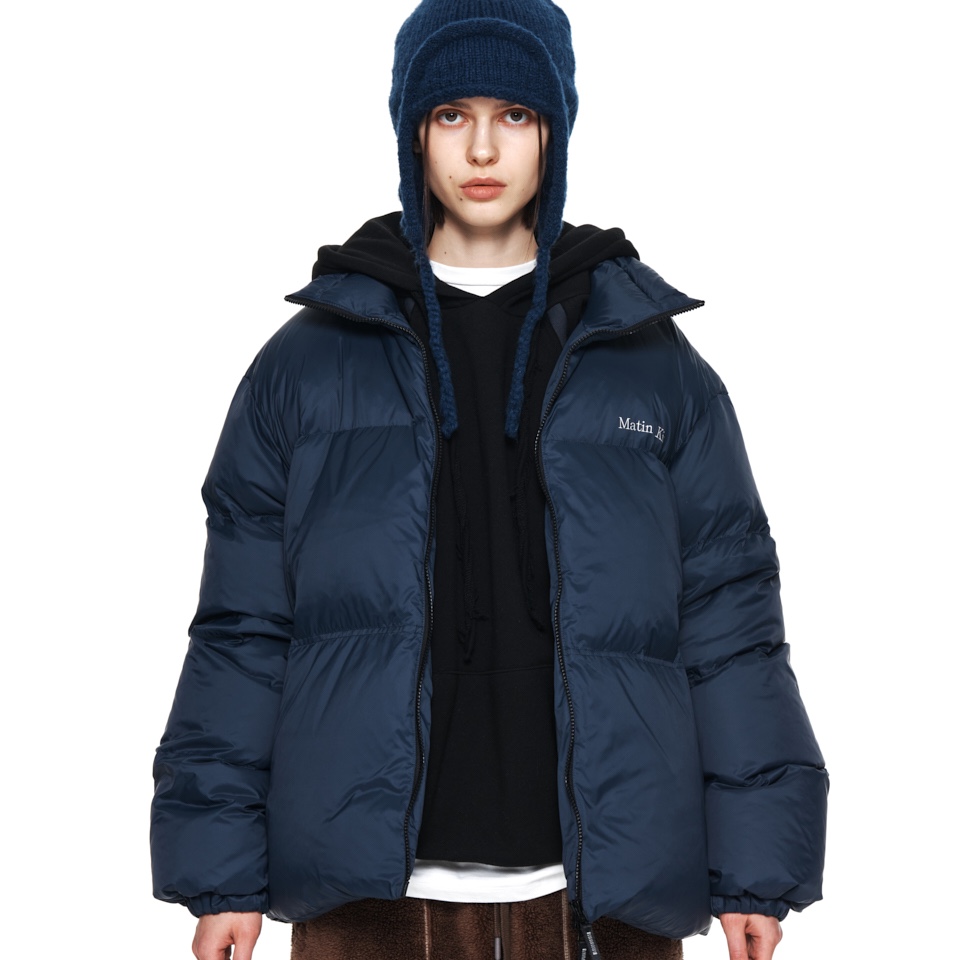 (W) Matin Kim High Neck Classic Puffer Down Jumper Navy 착용 스타일 - 1