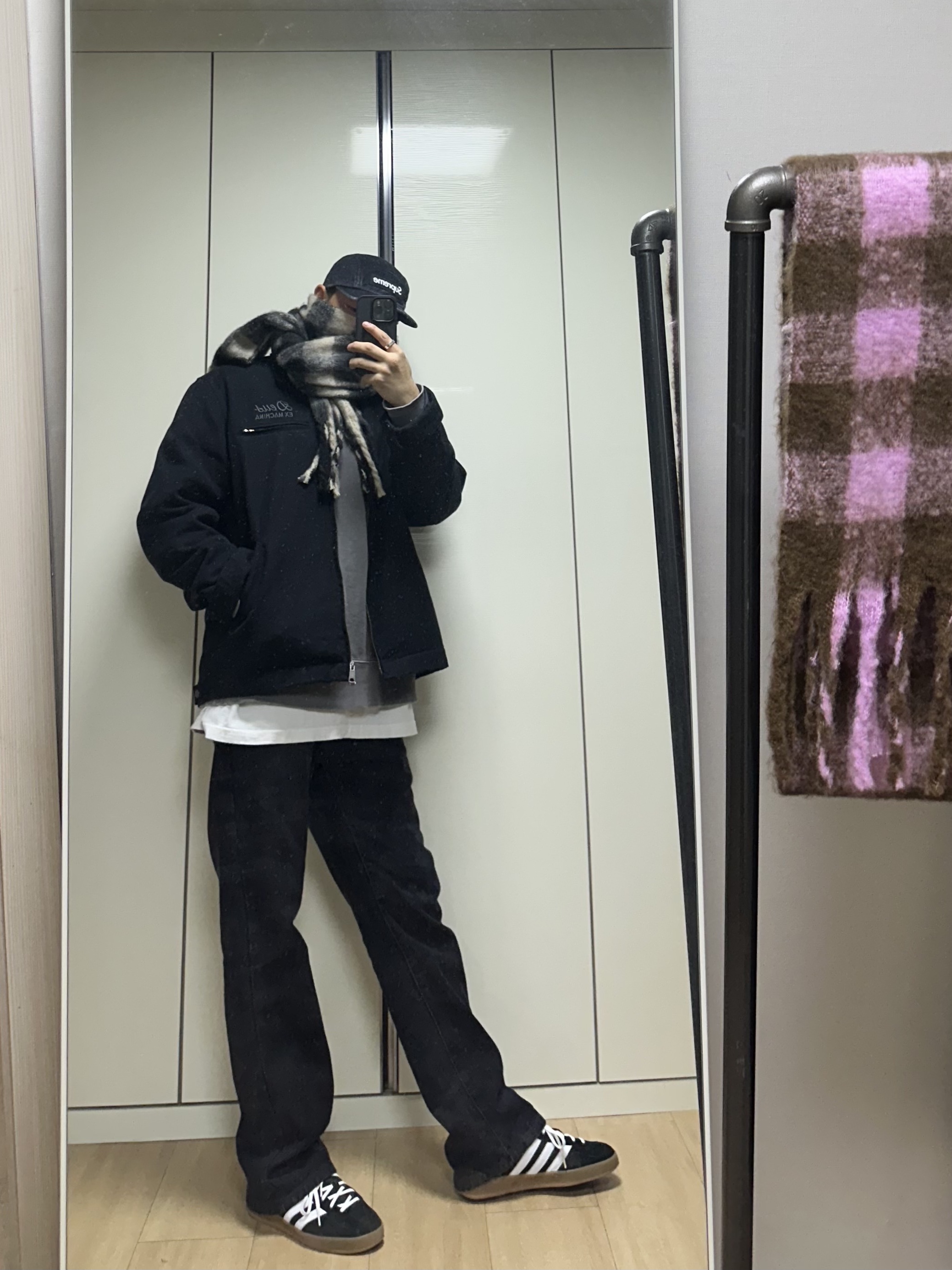 Deus Ex Machina Address Workwear Jacket Black, Supreme Denim Camp Cap Black - 24SS 착용 스타일 - 1