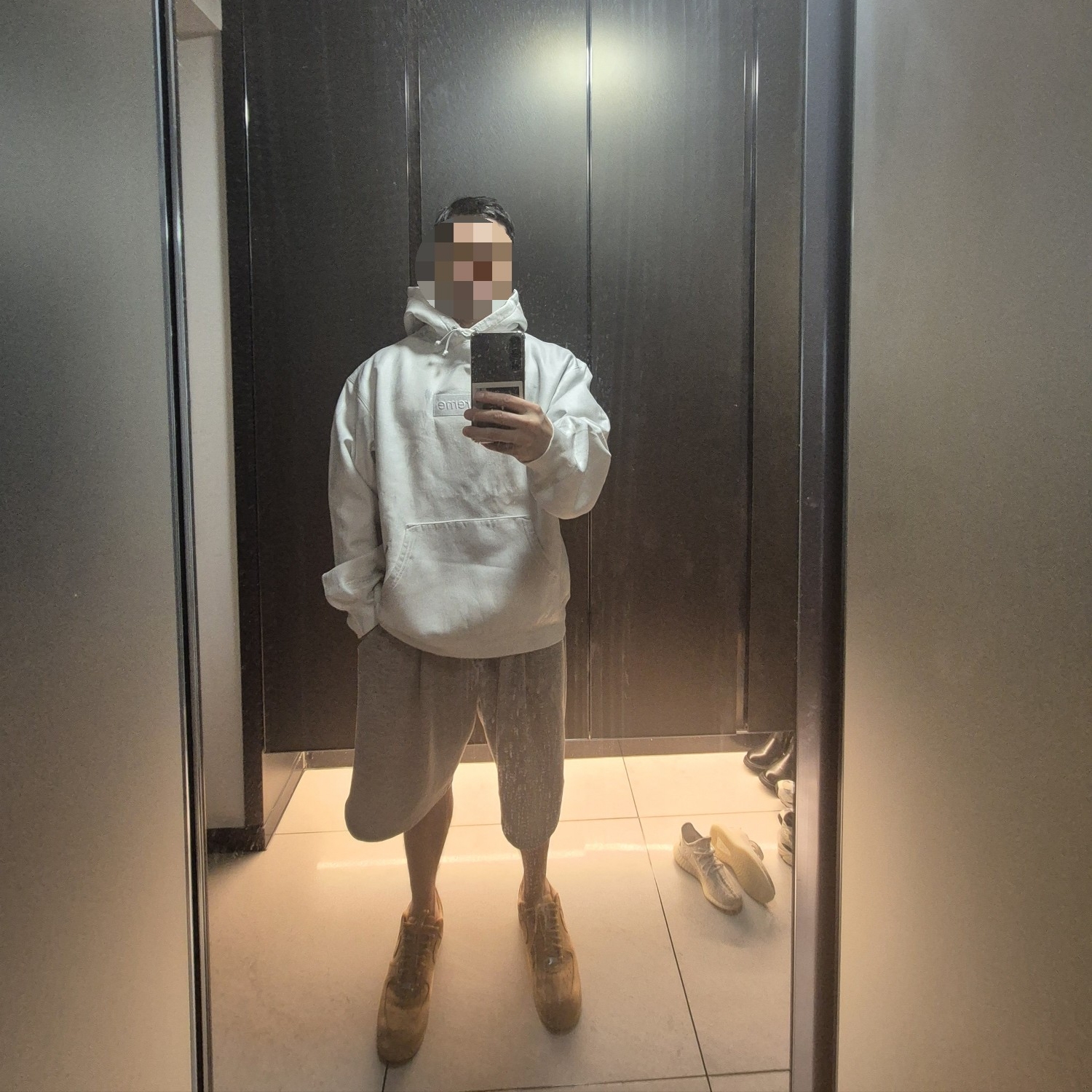 Supreme x MM6 Maison Margiela Foil Box Logo Hooded Sweatshirt White - 24SS 착용 스타일 - 5