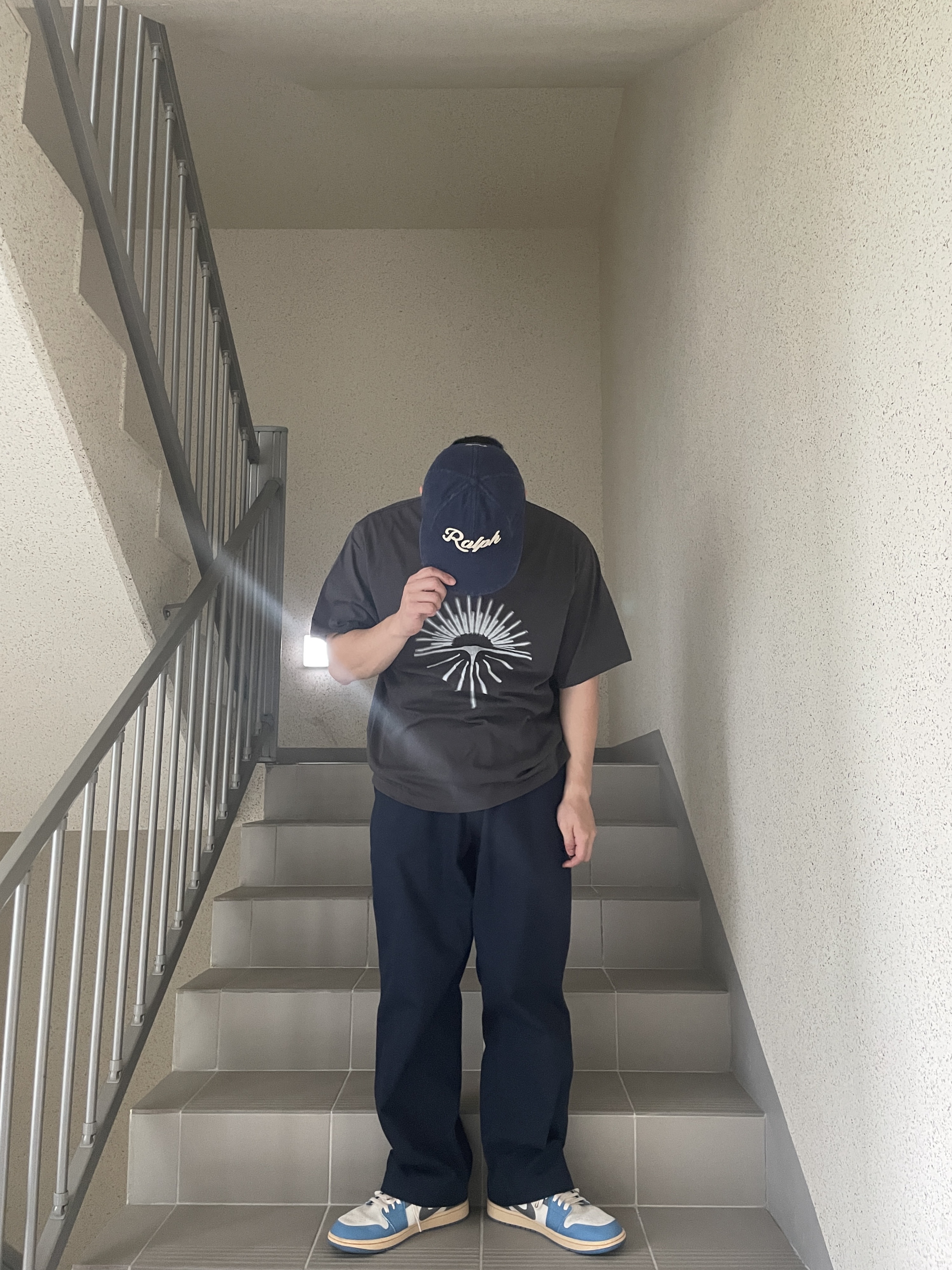 Jordan 1 Low SE Tokyo 96 착용 스타일 - 3