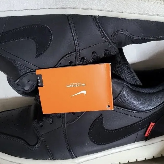 Jordan 1 x Paris Saint-Germain Low Black 착용 스타일