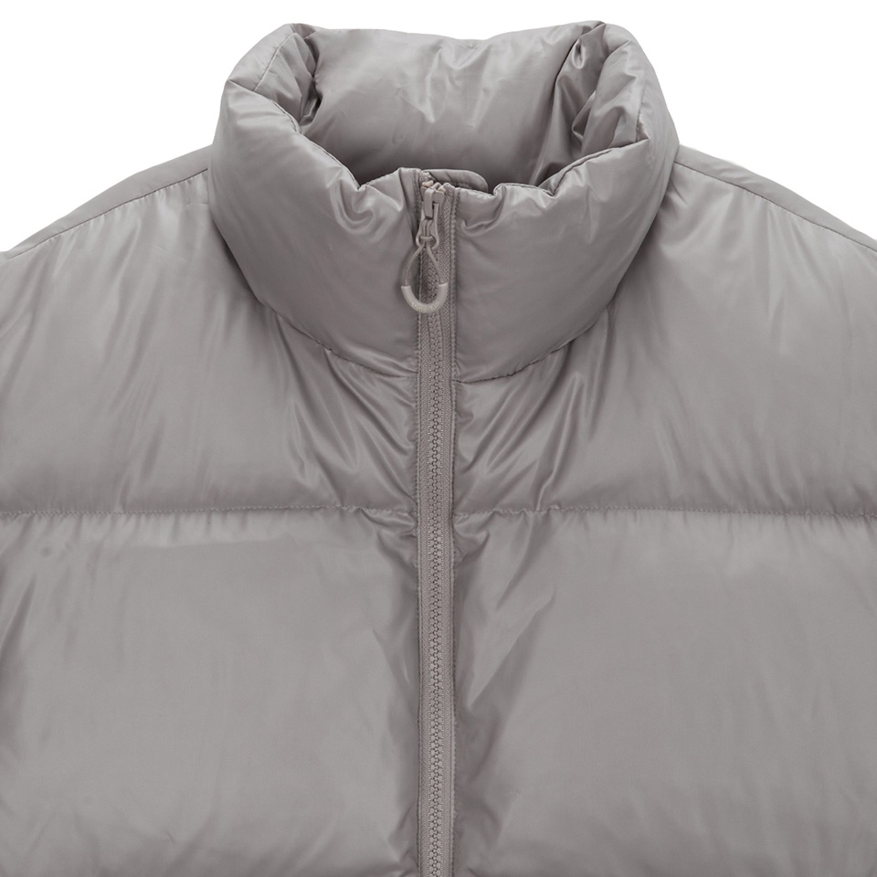 (W) Matin Kim Folded Pocket Down Vest Beige 착용 스타일 - 4