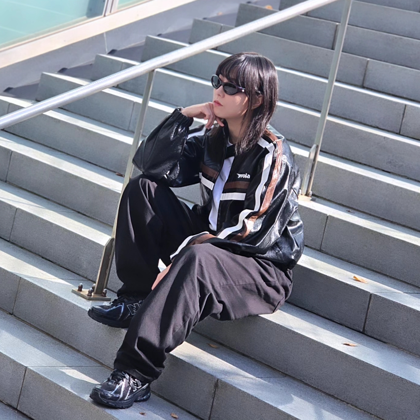 New Balance 1906R Black Silver Metallic 착용 스타일