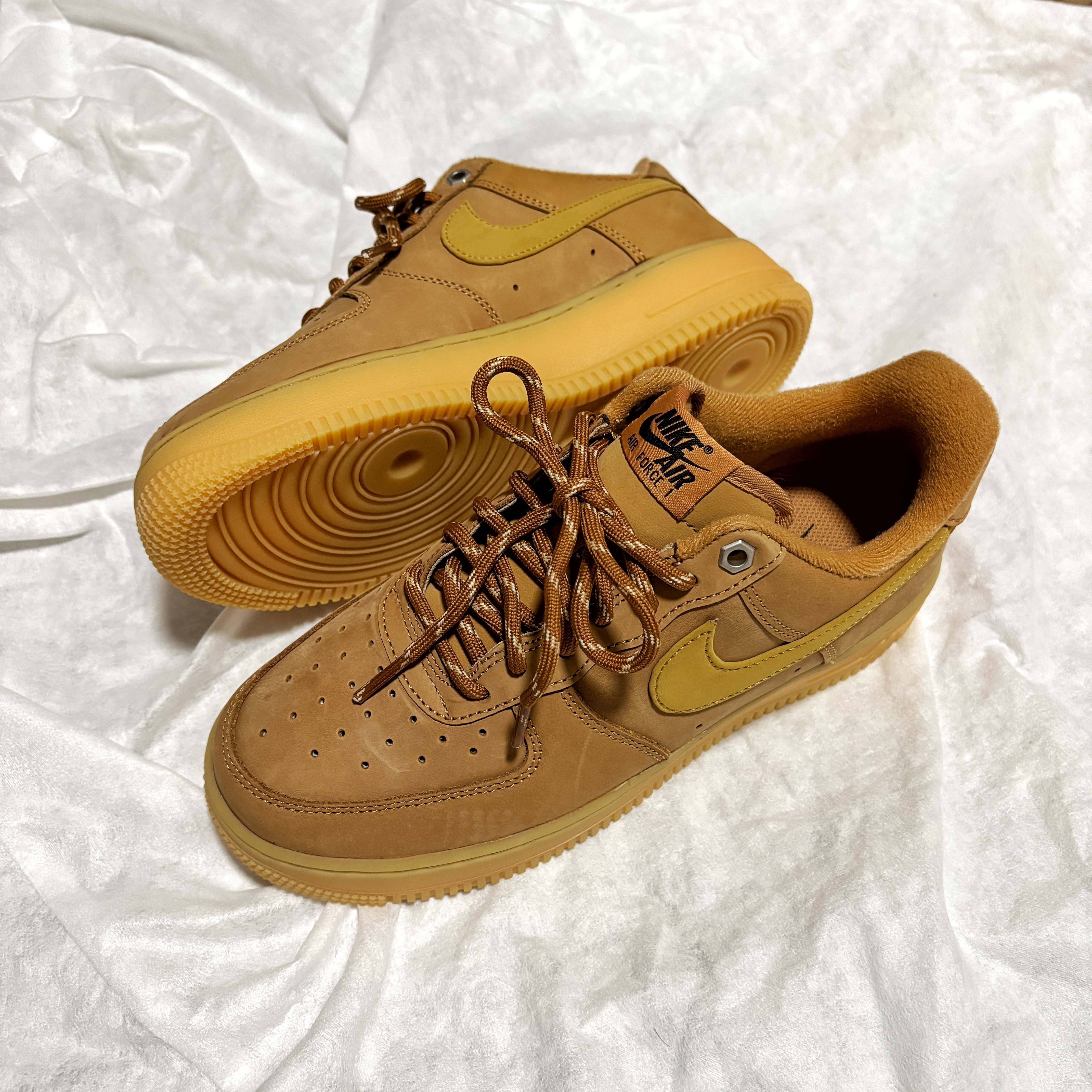 Nike Air Force 1 '07 WB Flax 착용 스타일 - 1