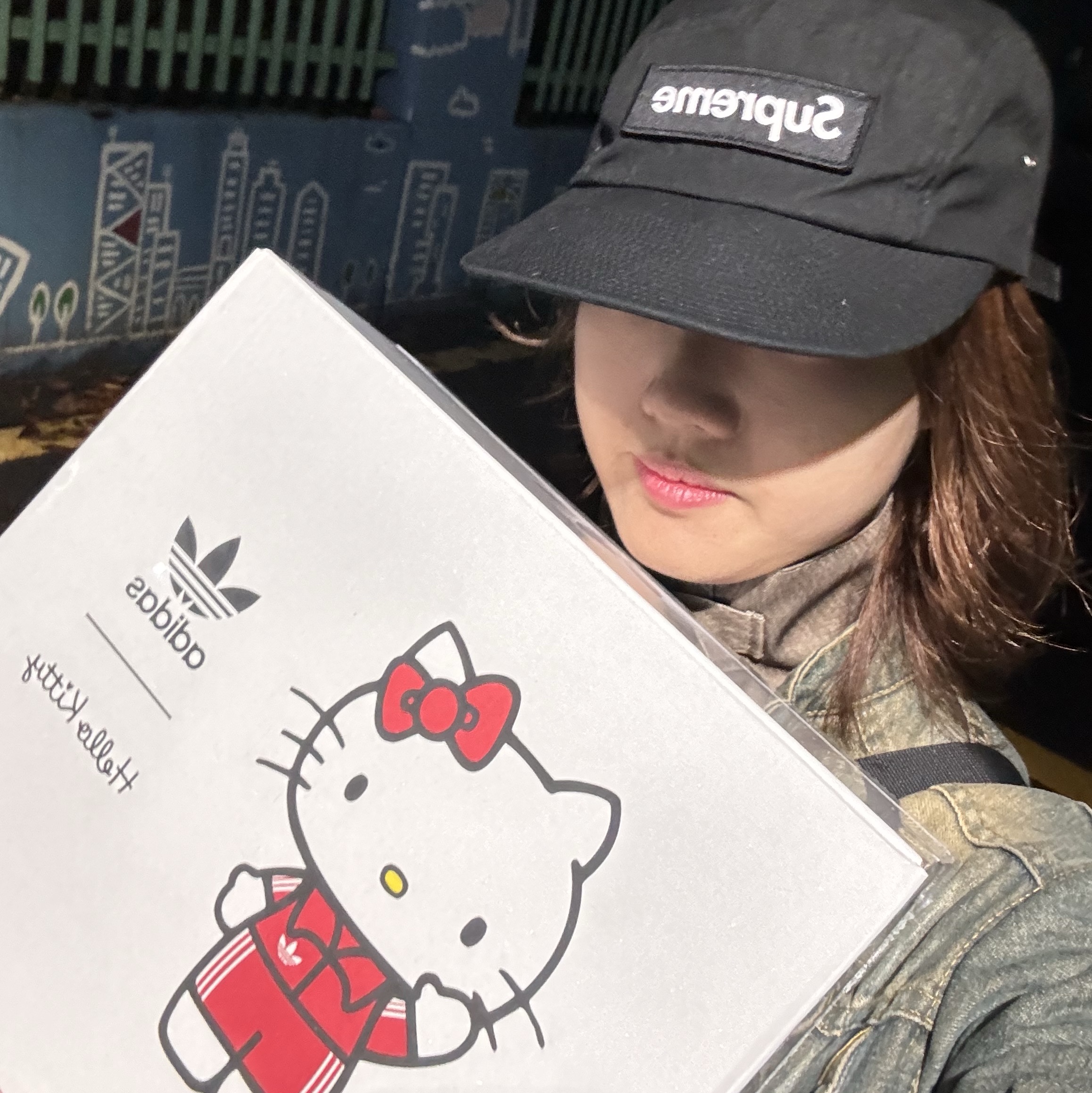 (W) Adidas x Hello Kitty Adifom Stan Smith Mules Core Black Red Cloud White 착용 스타일 - 2