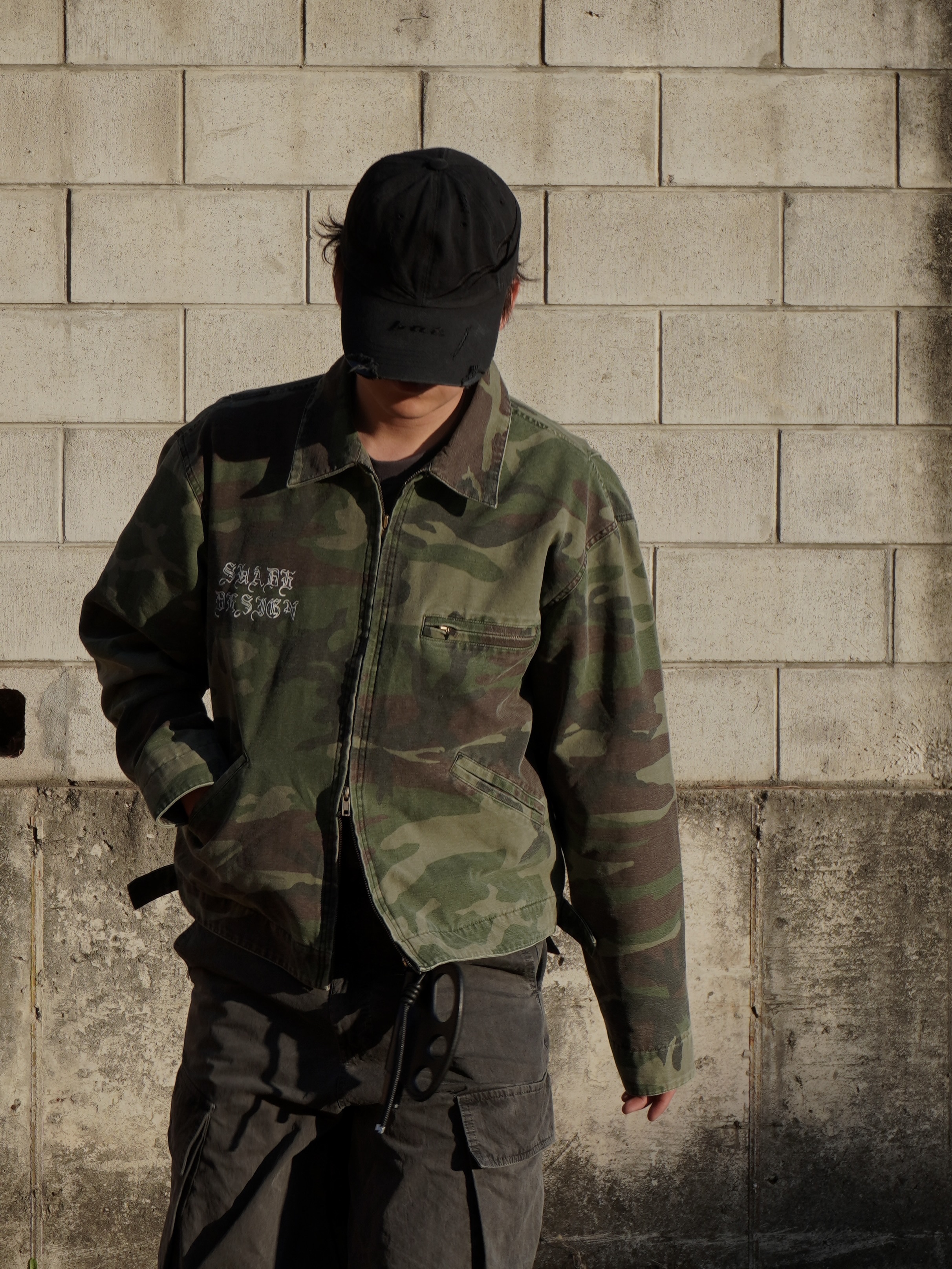 Suade Washed Work Jacket Camo, Nike x Comme des Garcons Homme Plus Air Force Mid Black 착용 스타일 - 2
