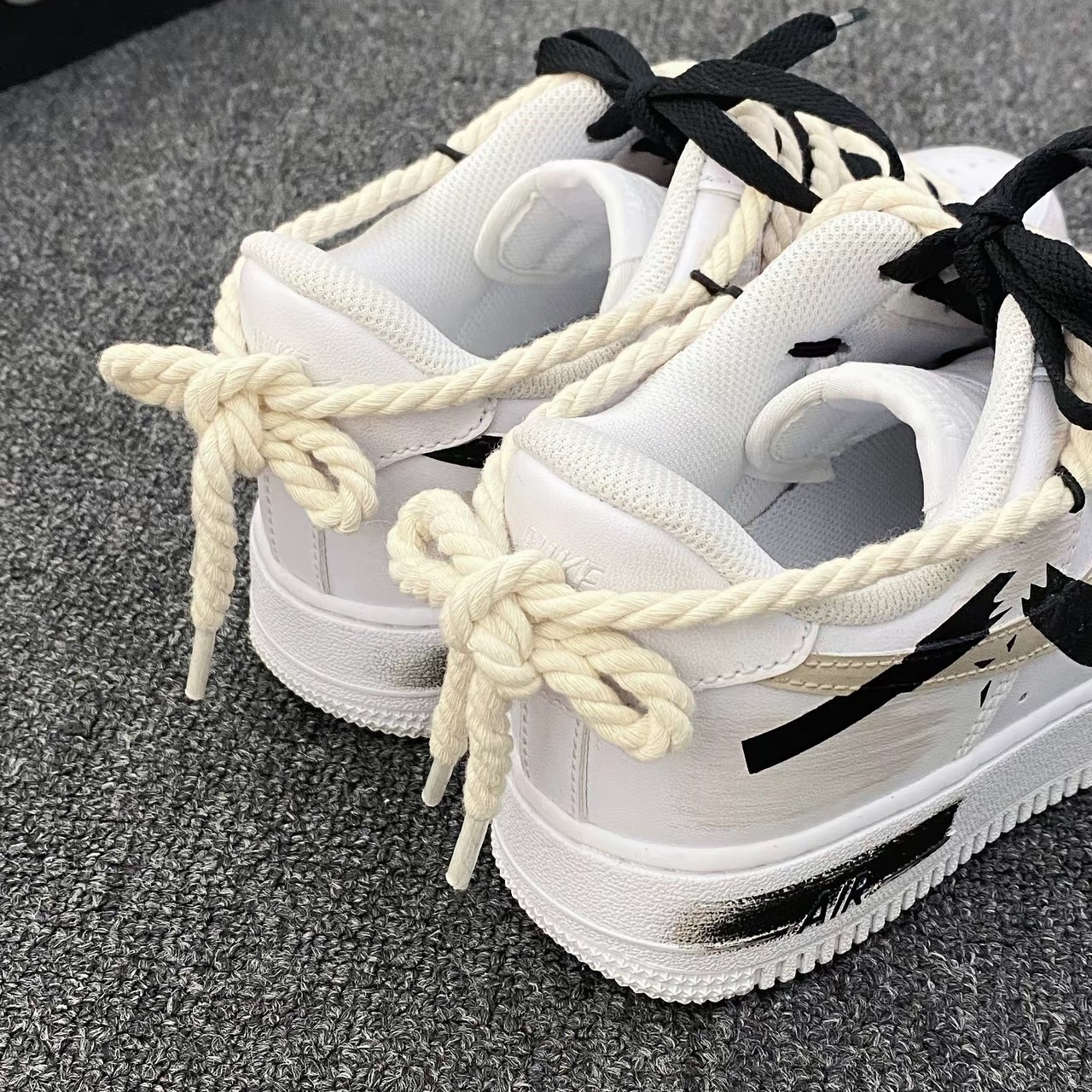Nike Air Force 1 '07 Low White 착용 스타일 - 3