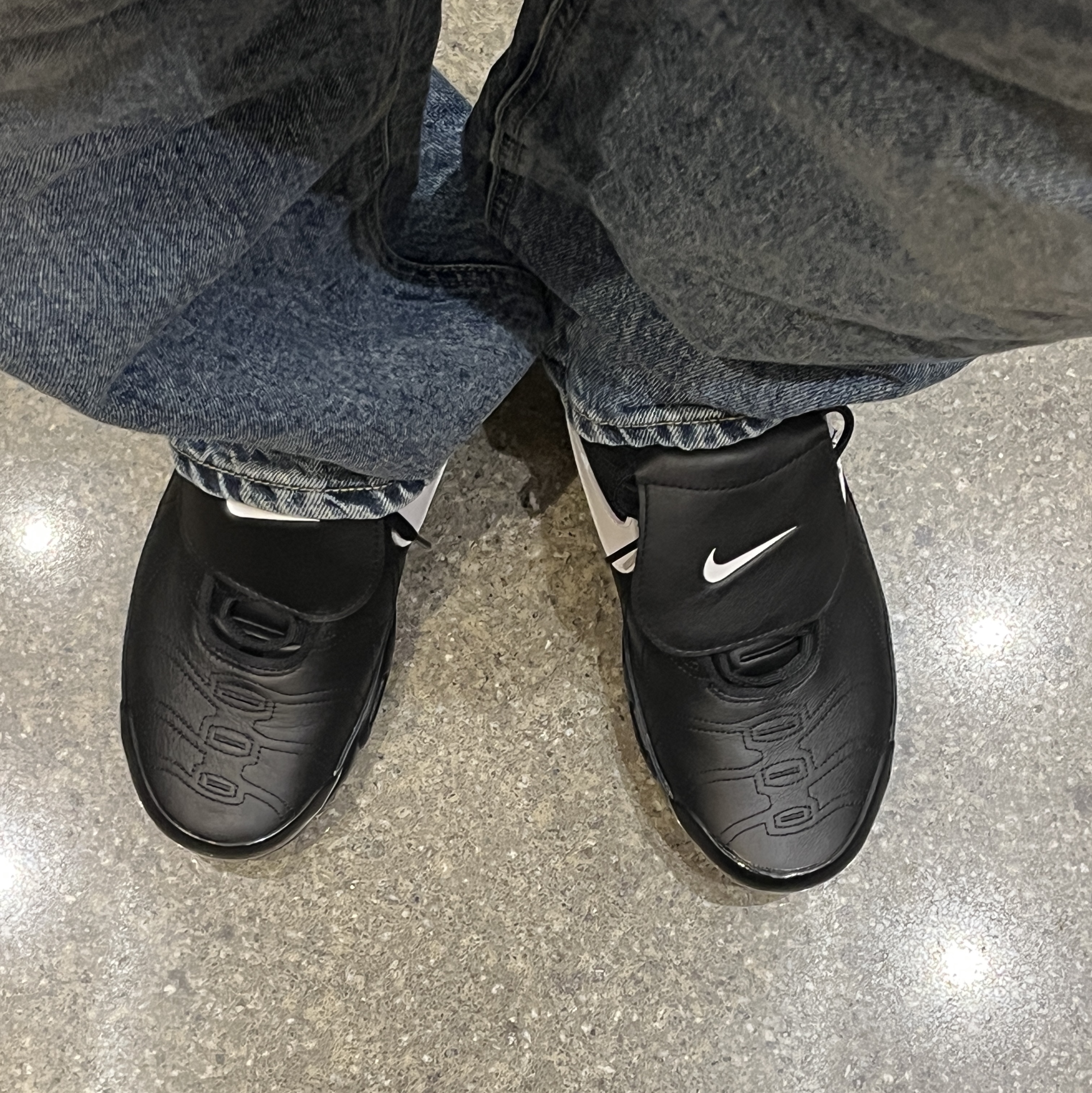 (W) Nike Air Max Plus TNPO Black 착용 스타일