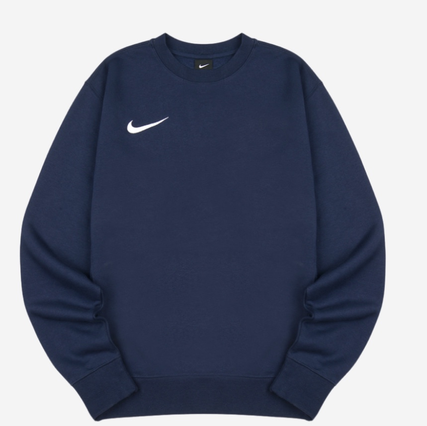 Nike Park Crew Sweatshirt Obsidian 착용 스타일
