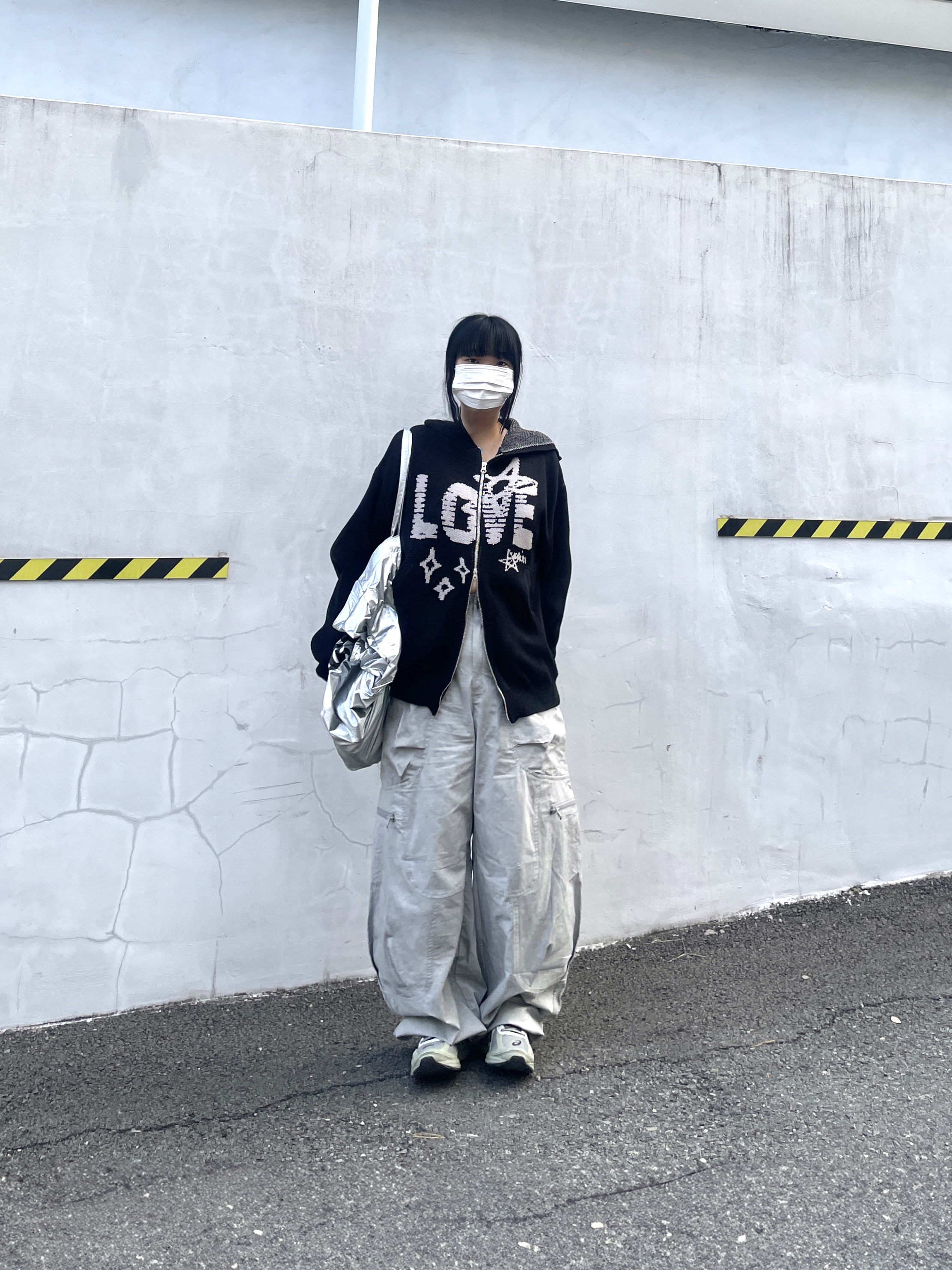 Open Yy x Hello Kitty Shopper Tote Bag Silver, Asics Jog 100 S Sheet Rock - 2E Wide 착용 스타일 - 3