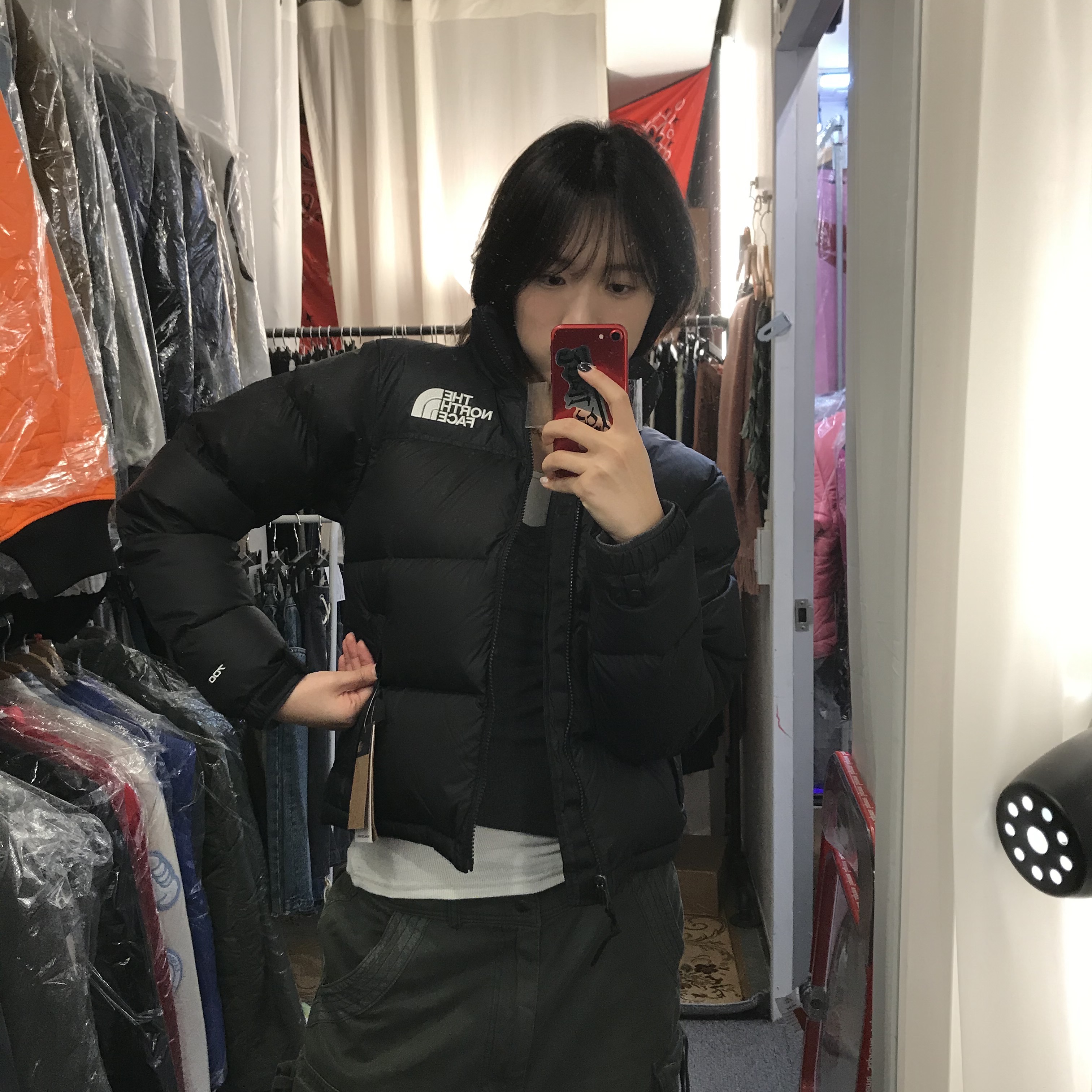 The North Face RMST Nuptse Jacket Khaki Stone, (W) The North Face RMST Nuptse Jacket Black 착용 스타일 - 3