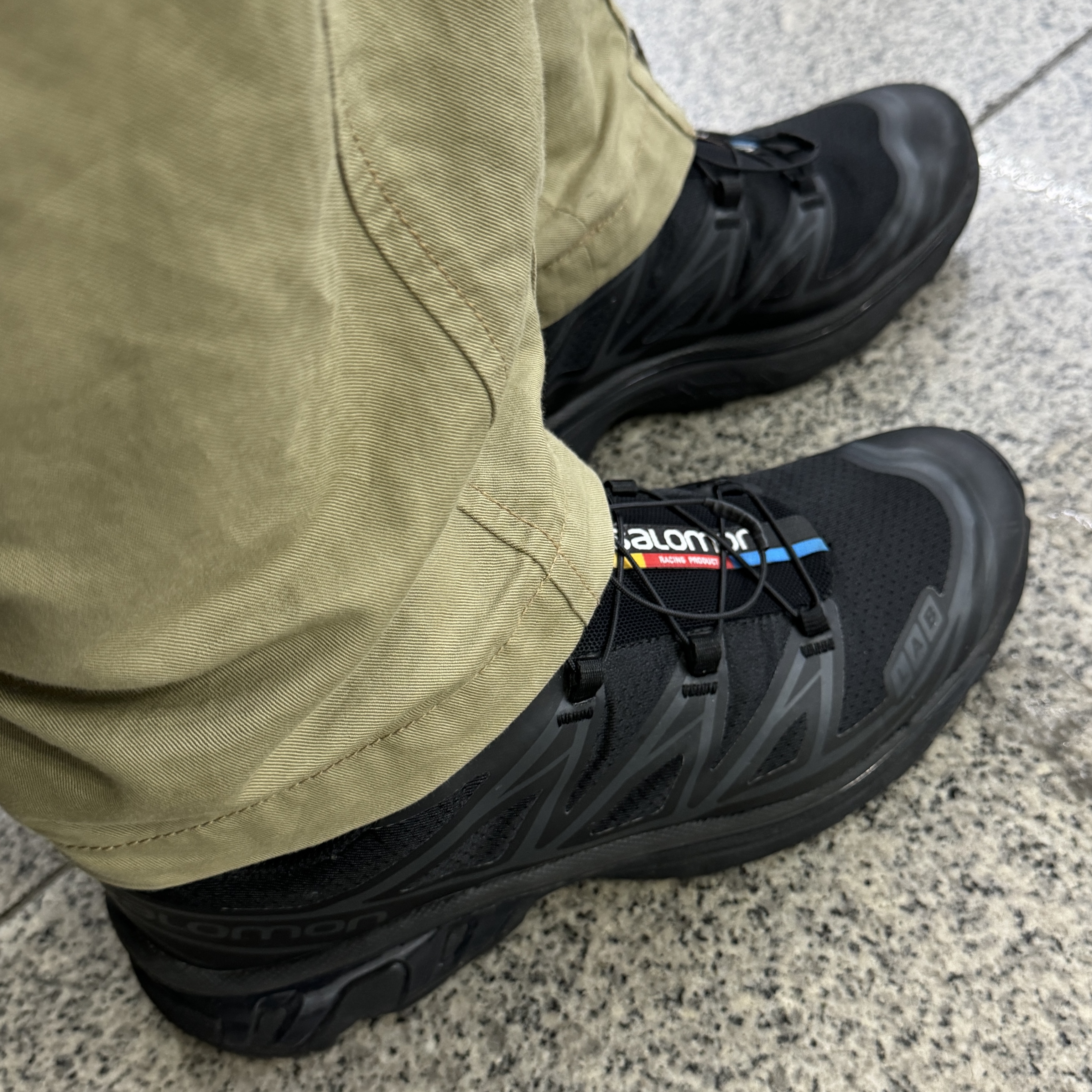 Salomon XT-6 ADV Black 착용 스타일