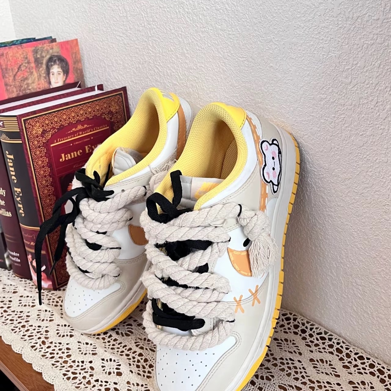 (W) Nike Dunk Low Light Bone Citron Pulse 착용 스타일 - 1