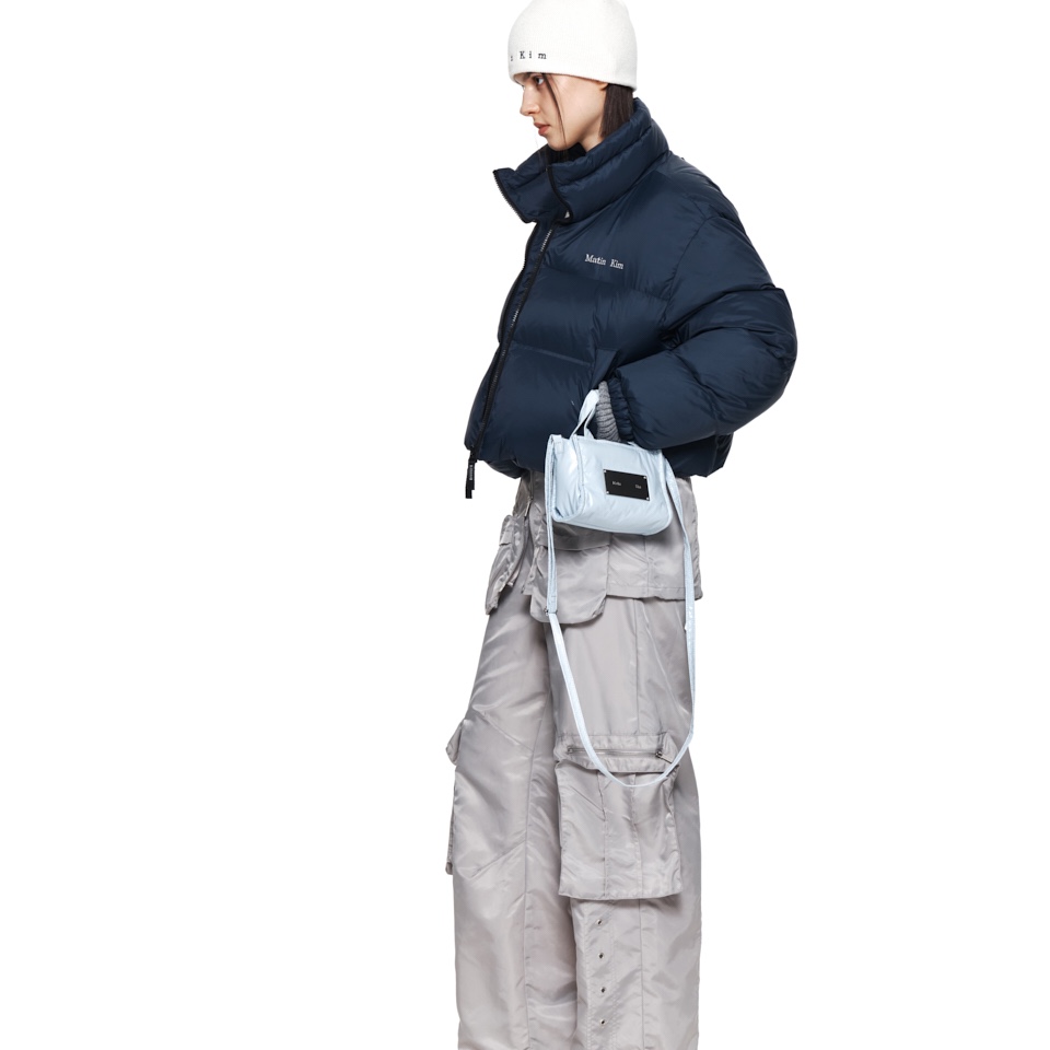 (W) Matin Kim High Neck Classic Crop Puffer Down Jumper Navy 착용 스타일 - 5