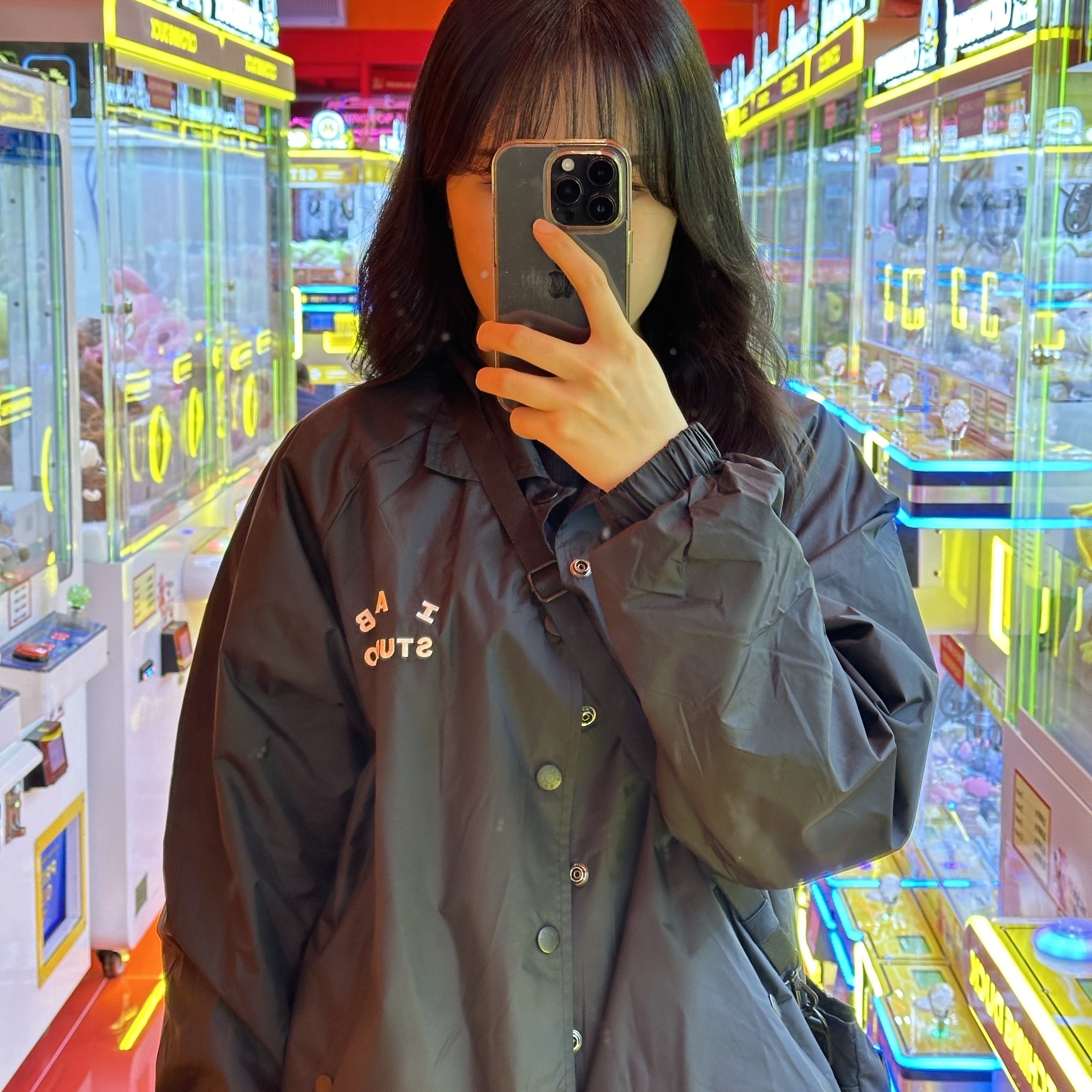 IAB Studio Coach Jacket Black 착용 스타일 - 1