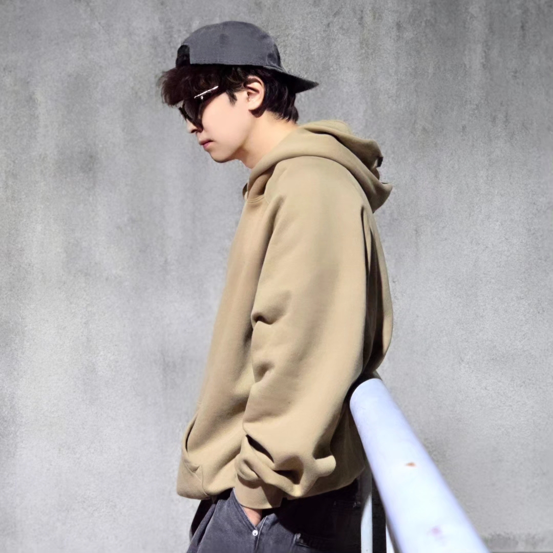 Essentials Hoodie Oak - 22SS, Jordan 1 Retro High OG Vachetta Tan 착용 스타일 - 5