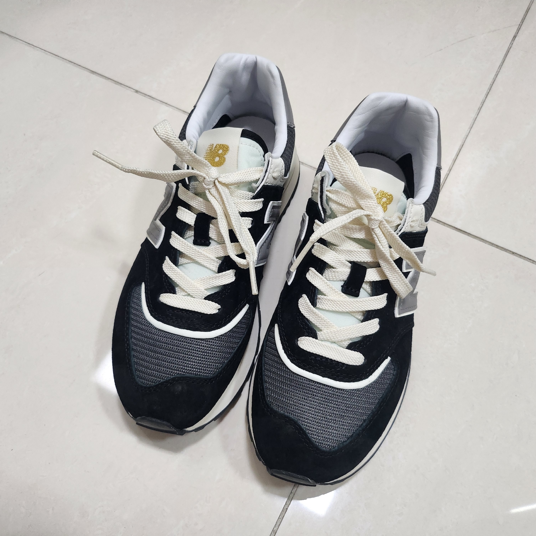New Balance 574 Legacy Black 착용 스타일 - 3