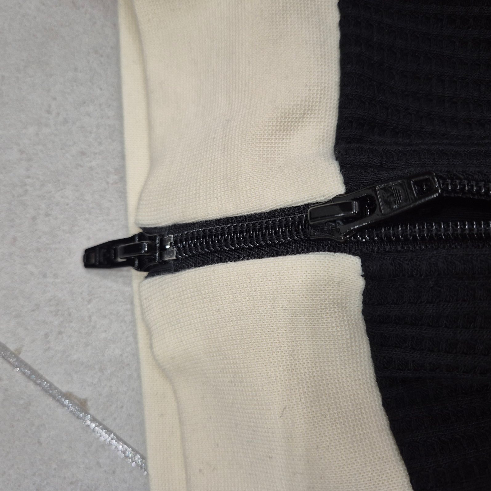 Jordan Essential Washed Fleece Hoodie Black - Asia 착용 스타일