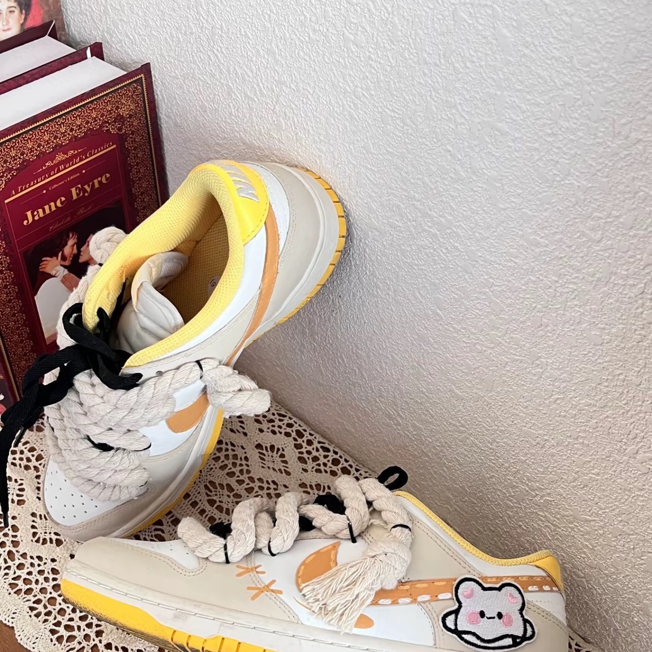 (W) Nike Dunk Low Light Bone Citron Pulse 착용 스타일 - 2