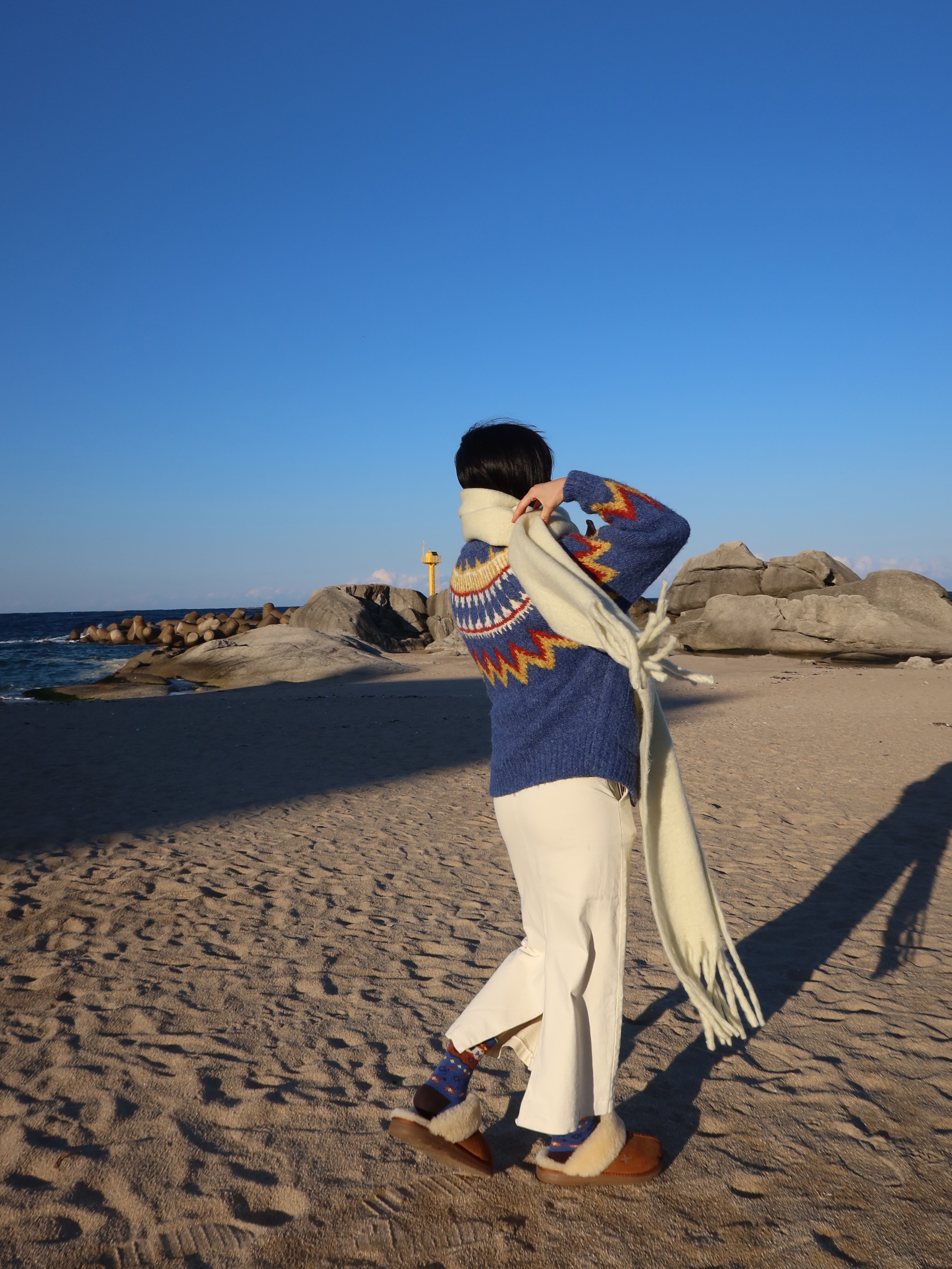 Greenbutter Color Way Nordic Cardigan Denim Blue 착용 스타일