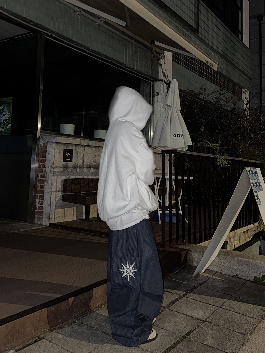 Nike x Stussy Air Penny II Rattan and Limestone, Stussy Basic Stussy LS T-Shirt White 착용 스타일 - 6